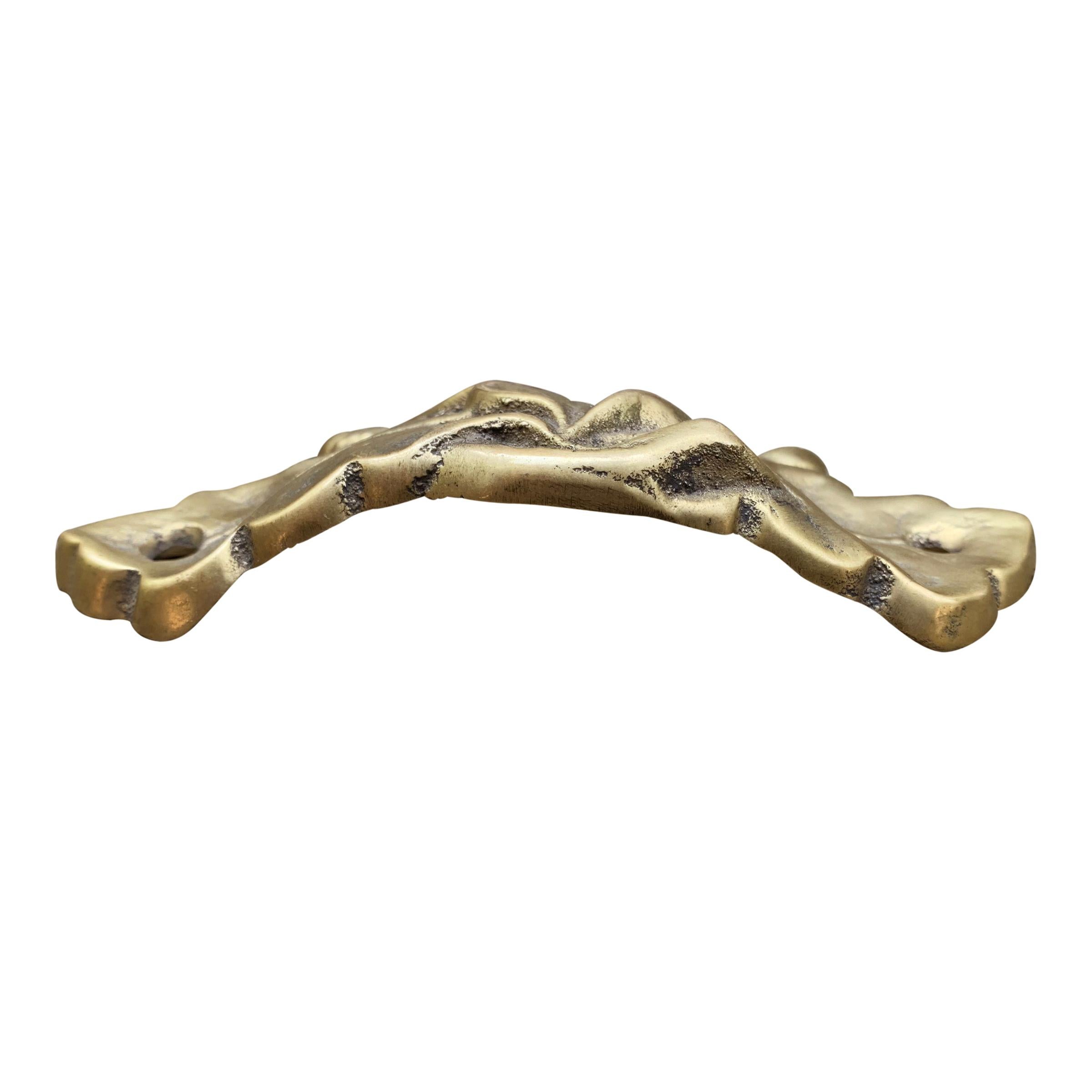 Set of Four Brass Oak Leaf Bin Pulls 3