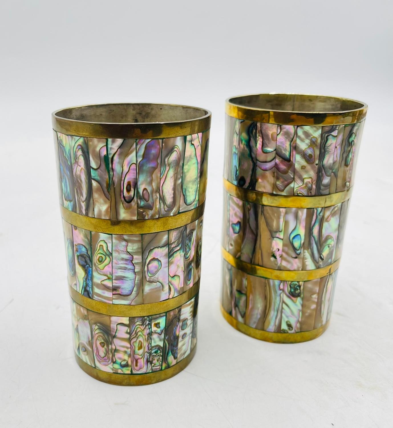 Satz von vier Bechern aus Messing, Silber und Abalone-Muscheln von Villa, Taxco im Angebot 1