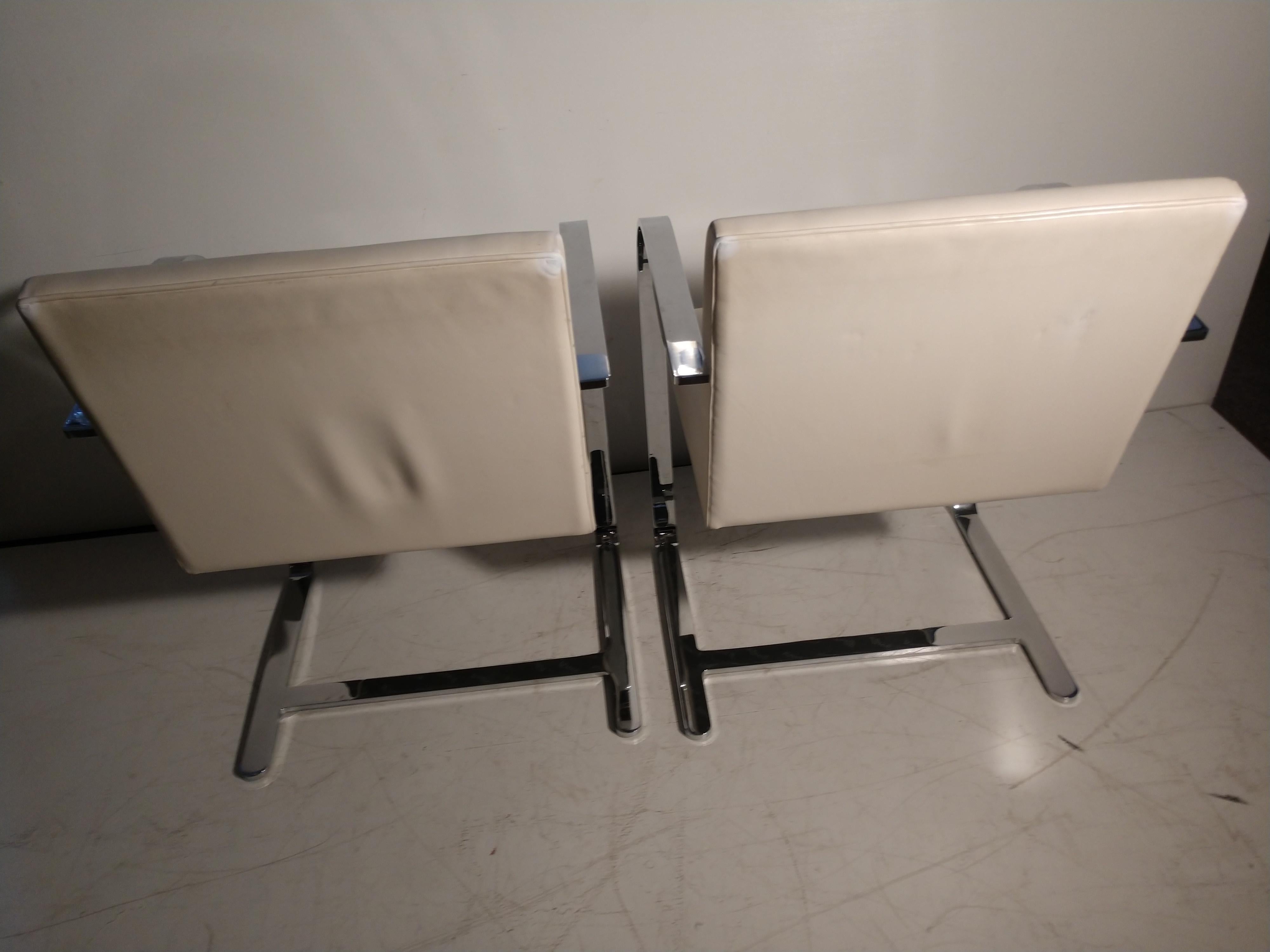 Set of Four Brno Chairs by Ludwig Mies Van Der Rohe Knoll In Good Condition In Port Jervis, NY