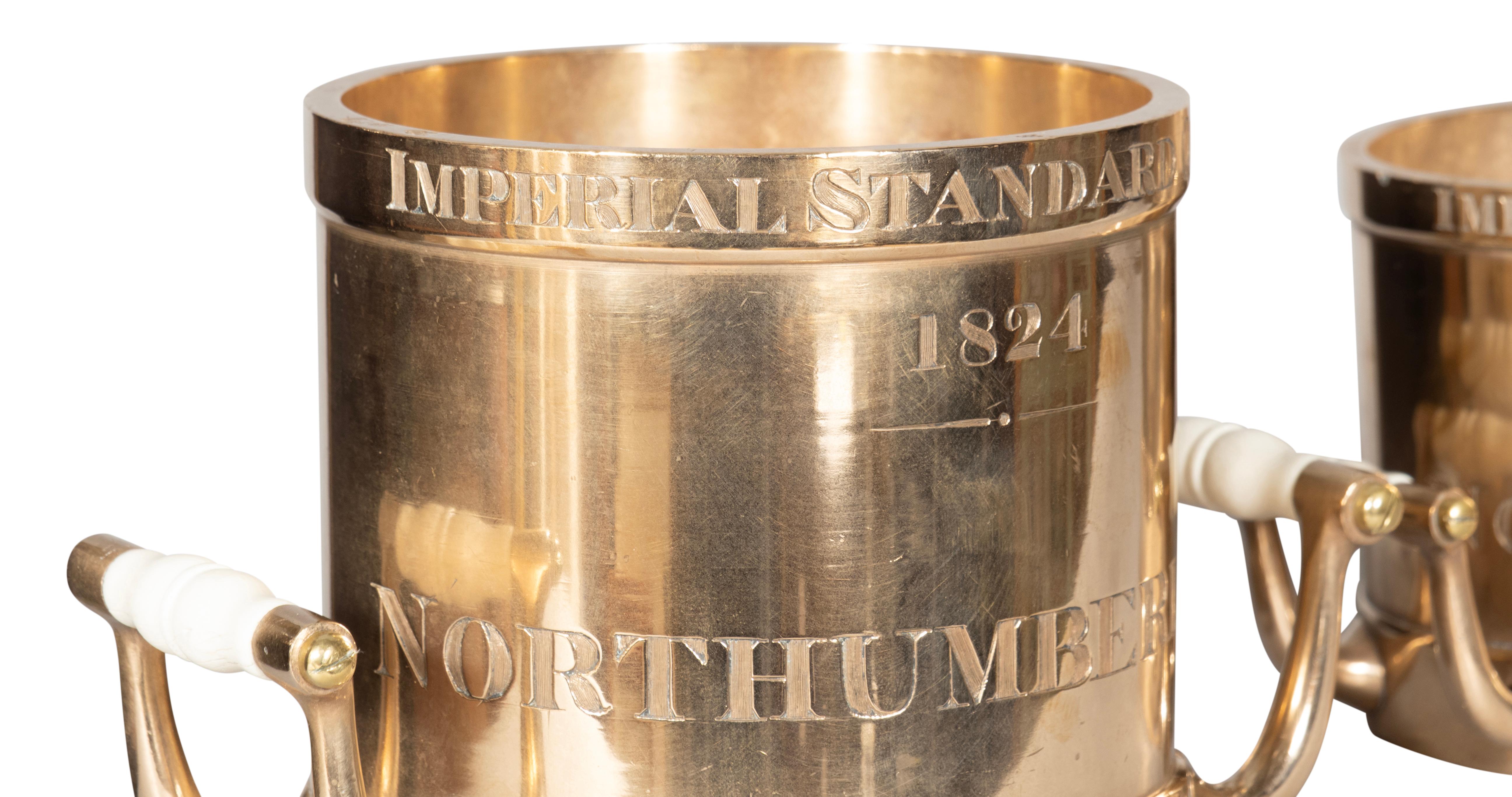 Conjunto De Cuatro Medidas De Bronce Para El Condado De Northumberland Jorge IV en venta