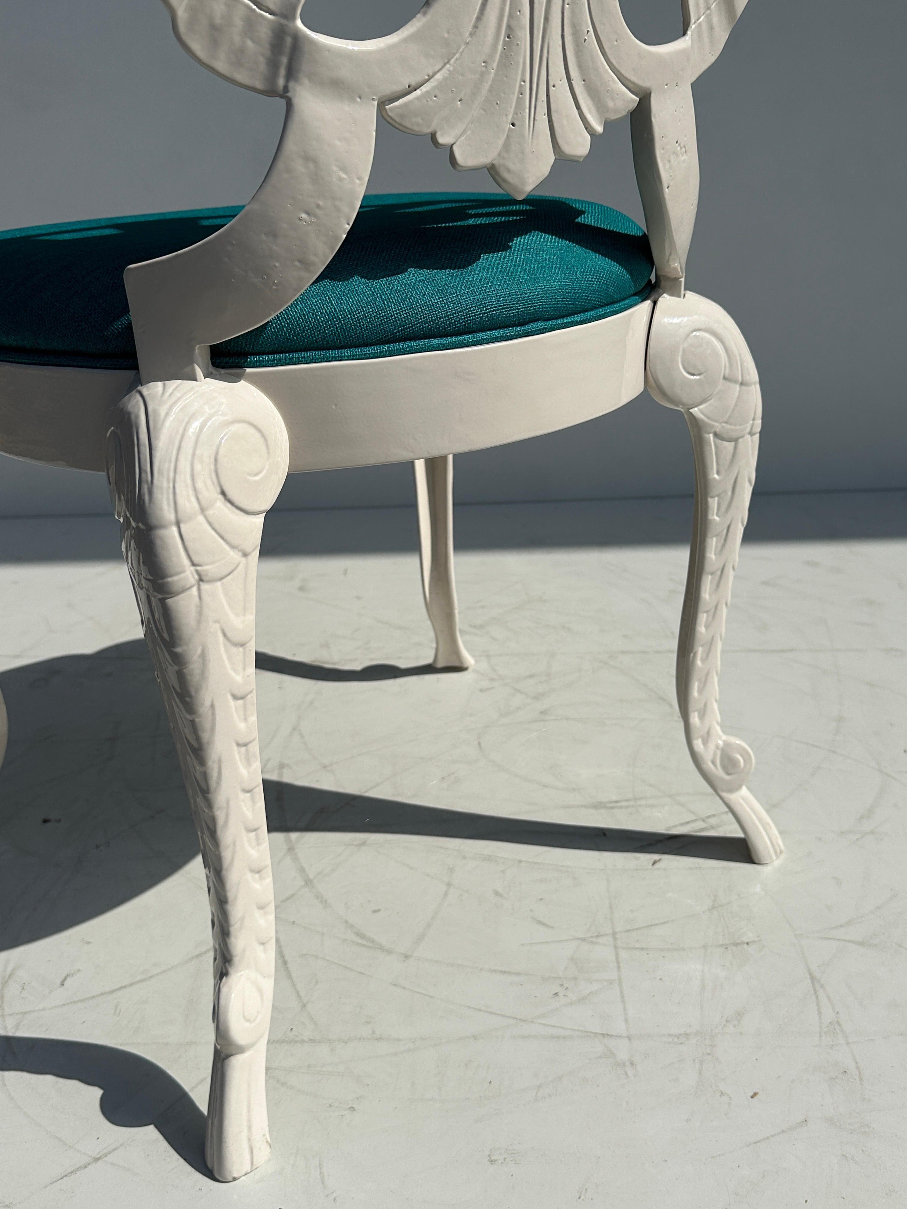 Satz von vier Brown Jordan Grotto Style Aluminiumschale Stühle  im Angebot 5