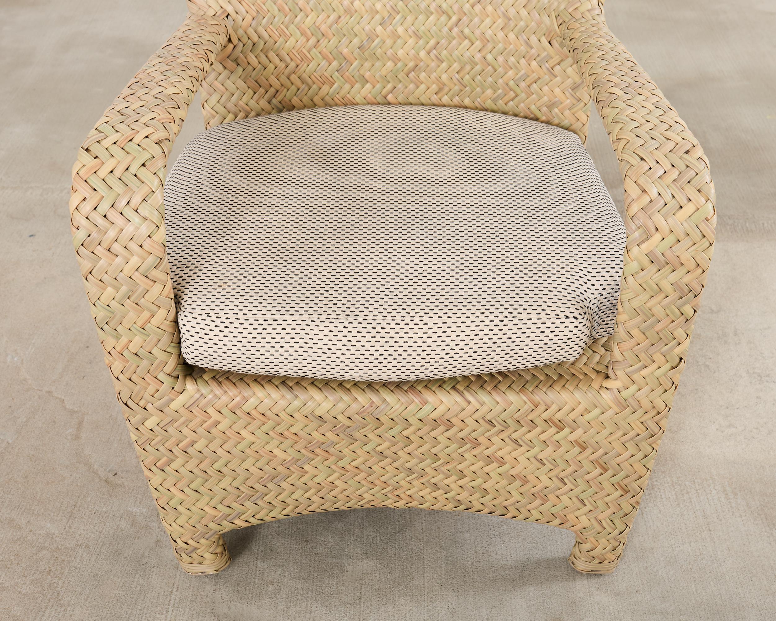 Ensemble de quatre fauteuils de jardin en osier tressé Brown Jordan en vente 9