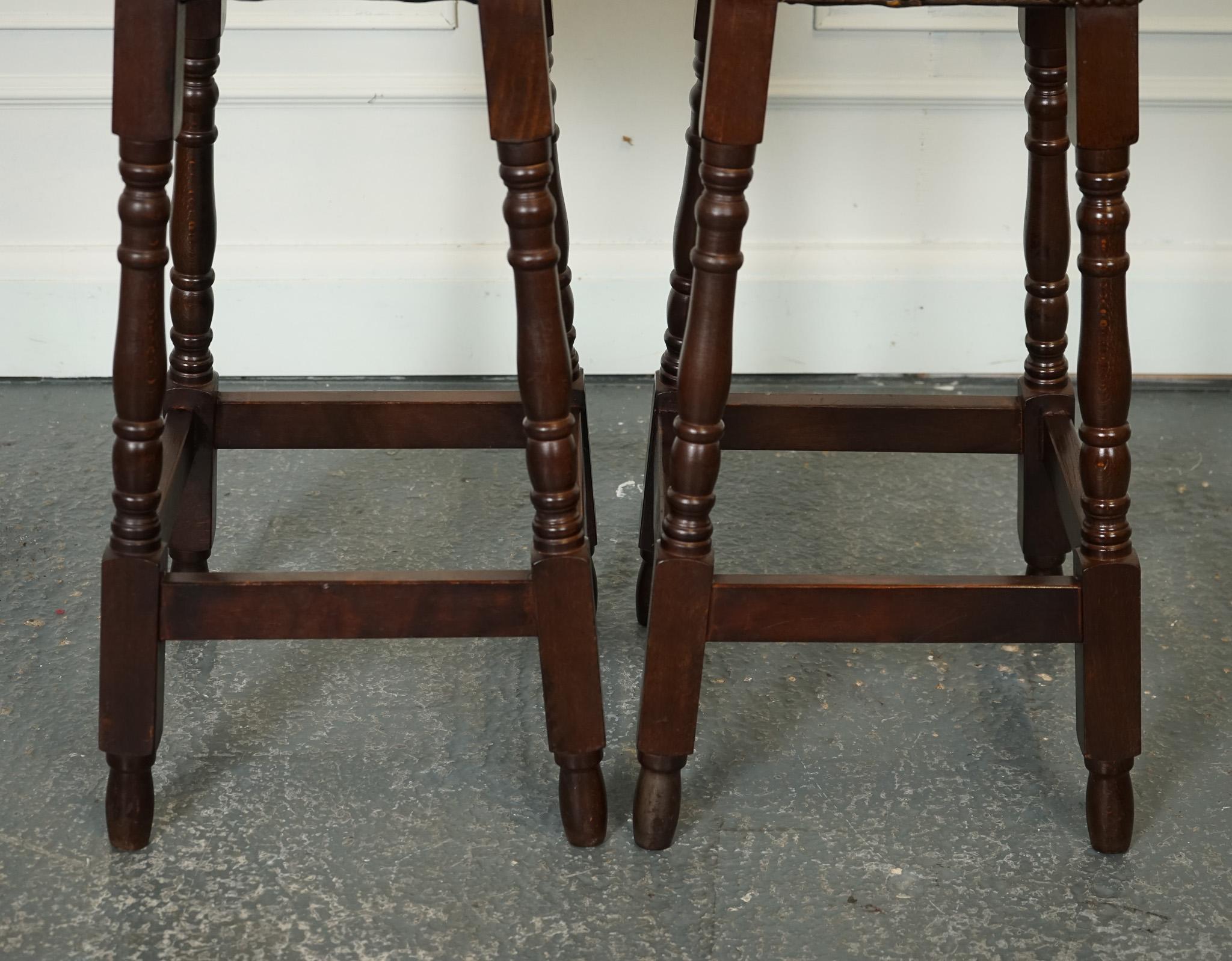 20th Century SET OF FOUR BROWN LEATHER CHESTERFiELD BAR STOOLS J1