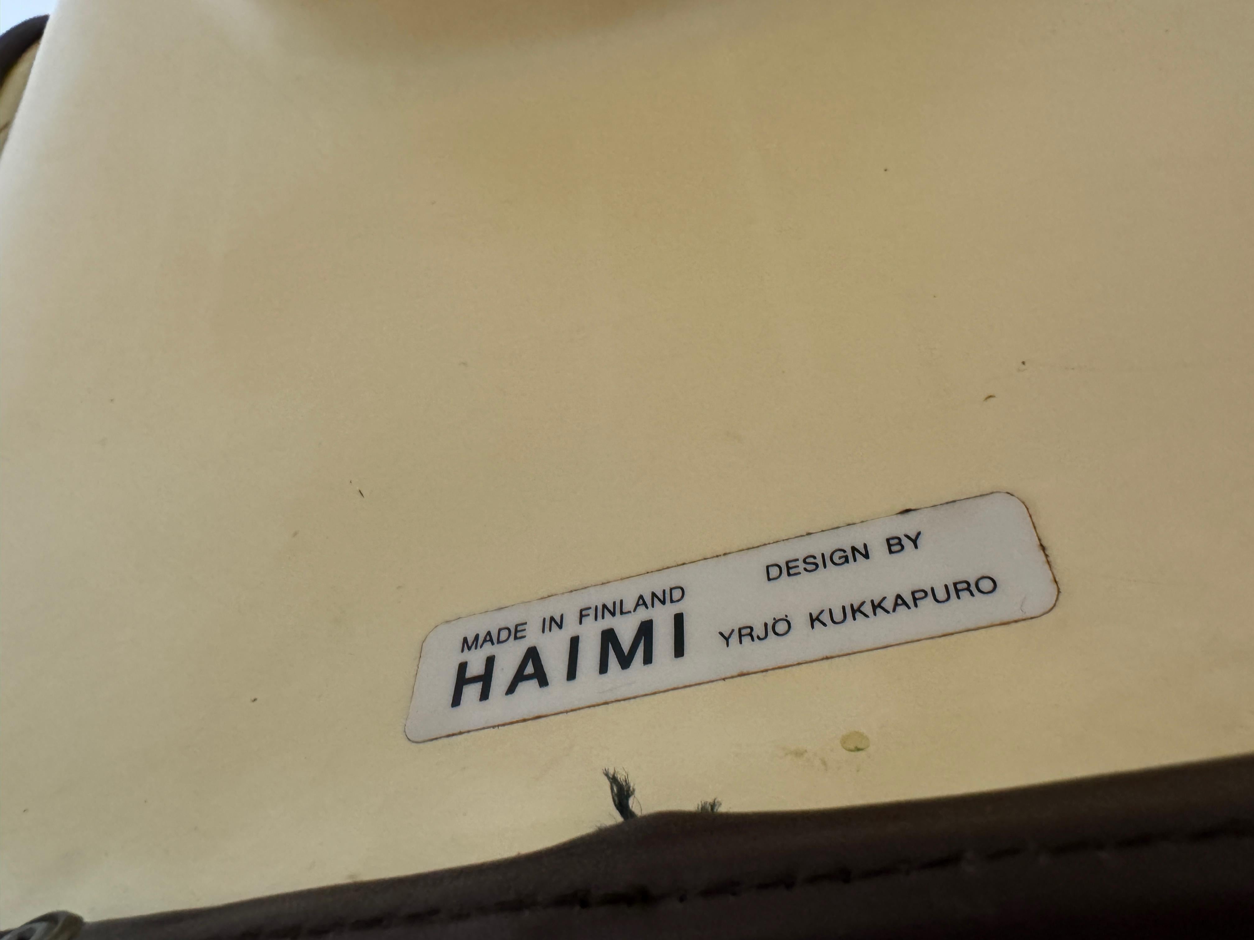 Ensemble de quatre chaises de salle à manger en cuir Brown par Yrjö Kukkapuro pour Haimi en vente 8