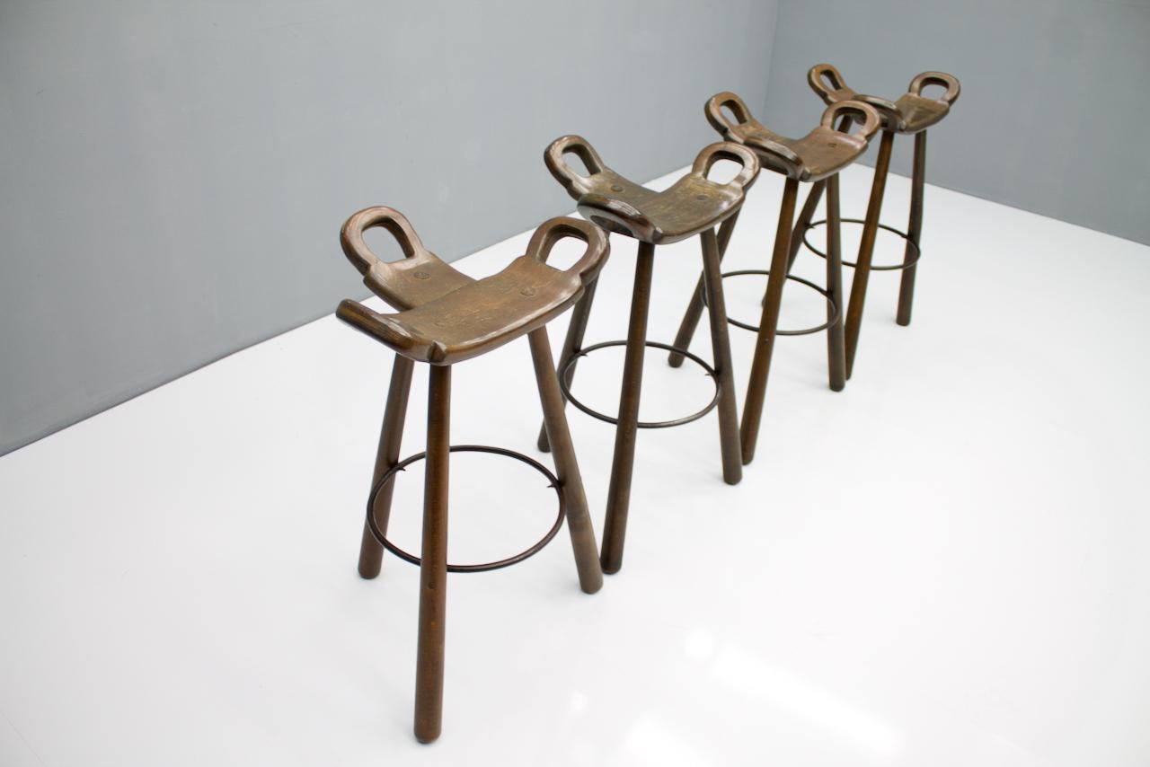 Set of four Brutalist bar stools, Spain, 1960s.
Good condition.

  