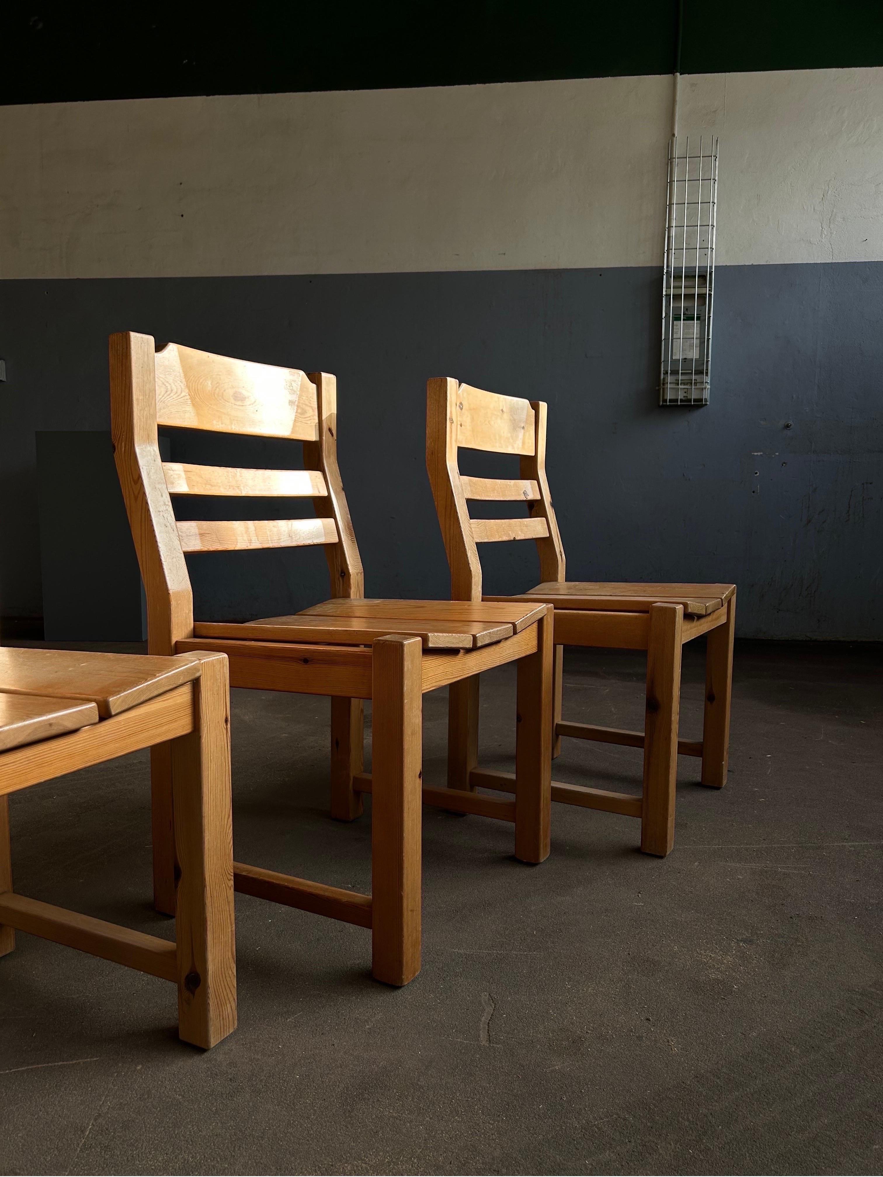 Set of four brutalist pine dining chairs manufactured in Denmark in the 1970’s.
Perfect chairs in any interior from a modern interior to a more traditional interior to a Wabi Sabi style interior.

The chairs are made in solid pine which has