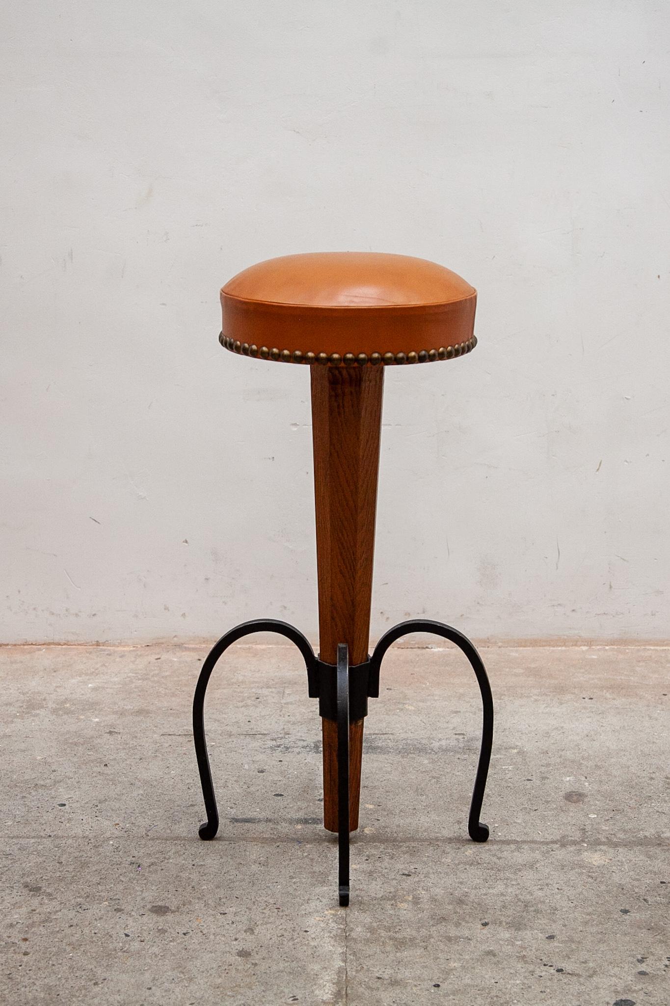 Hand-Crafted Set of four Brutalist Stools Wrought Iron, Round Camel Leather Seats