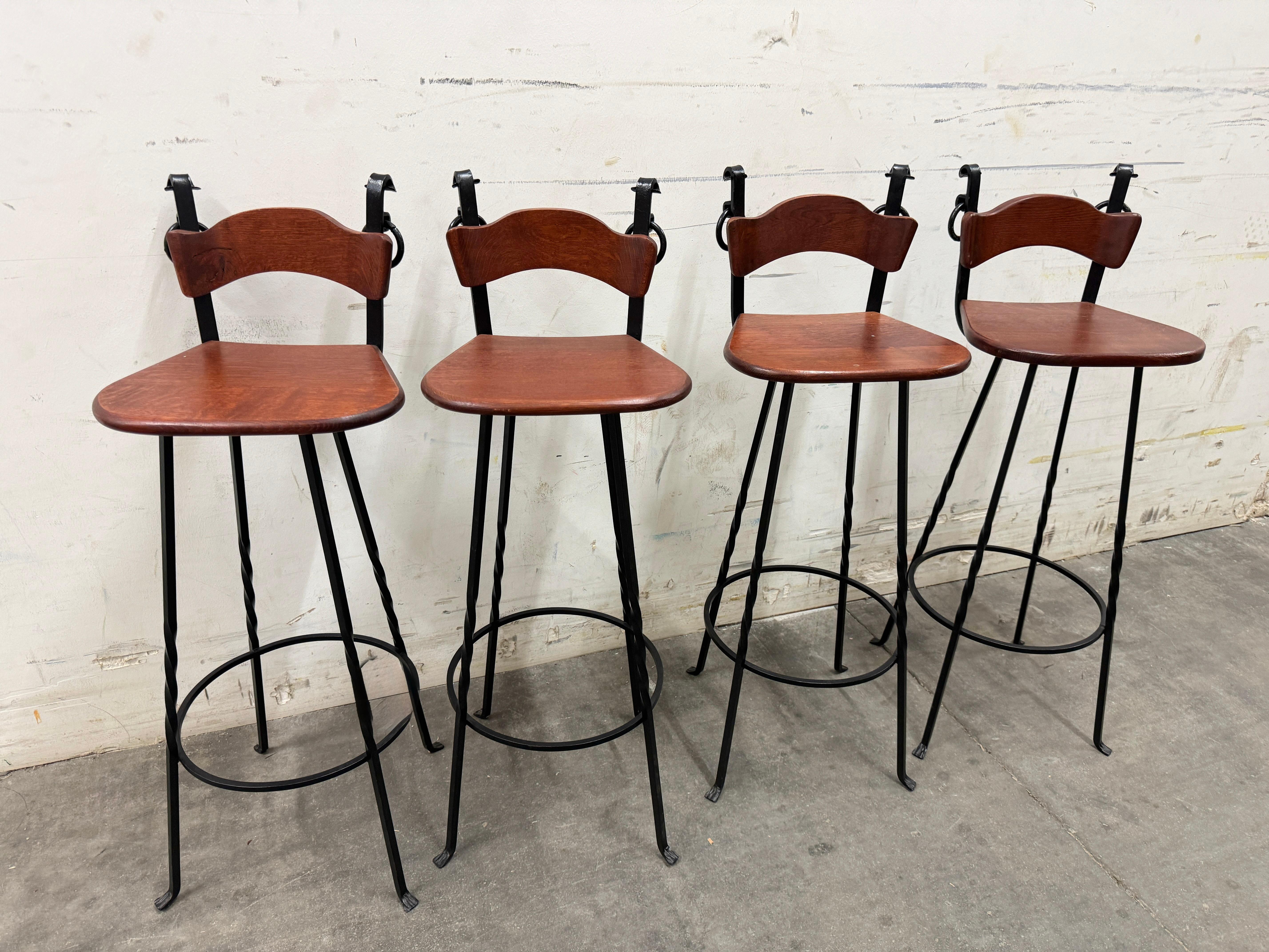 Set of Four Brutalist Wrought Iron & Wood Barstools vintage Germany 1970s In Good Condition For Sale In Nuernberg, DE
