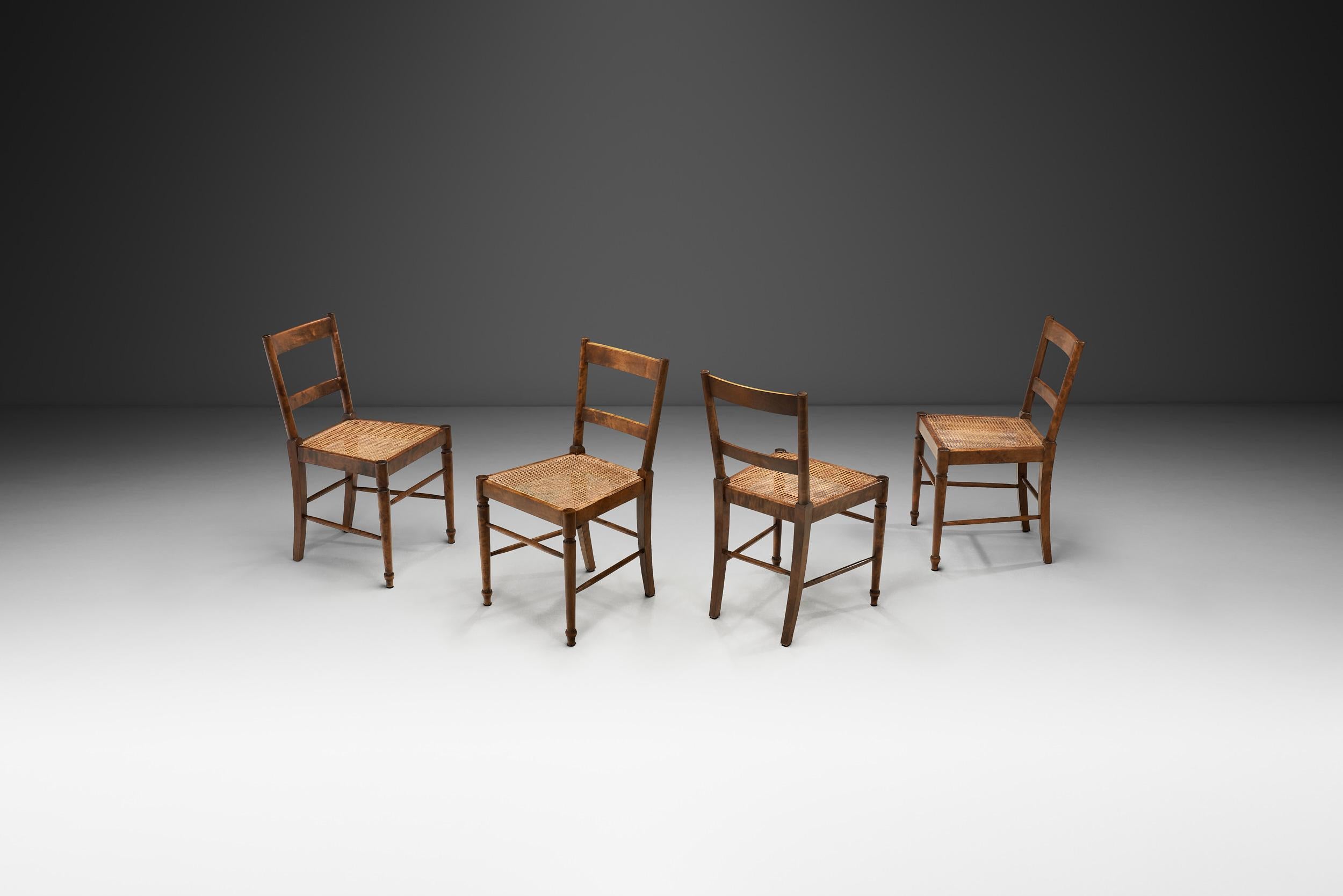Scandinavo moderno Set di quattro sedie da pranzo 