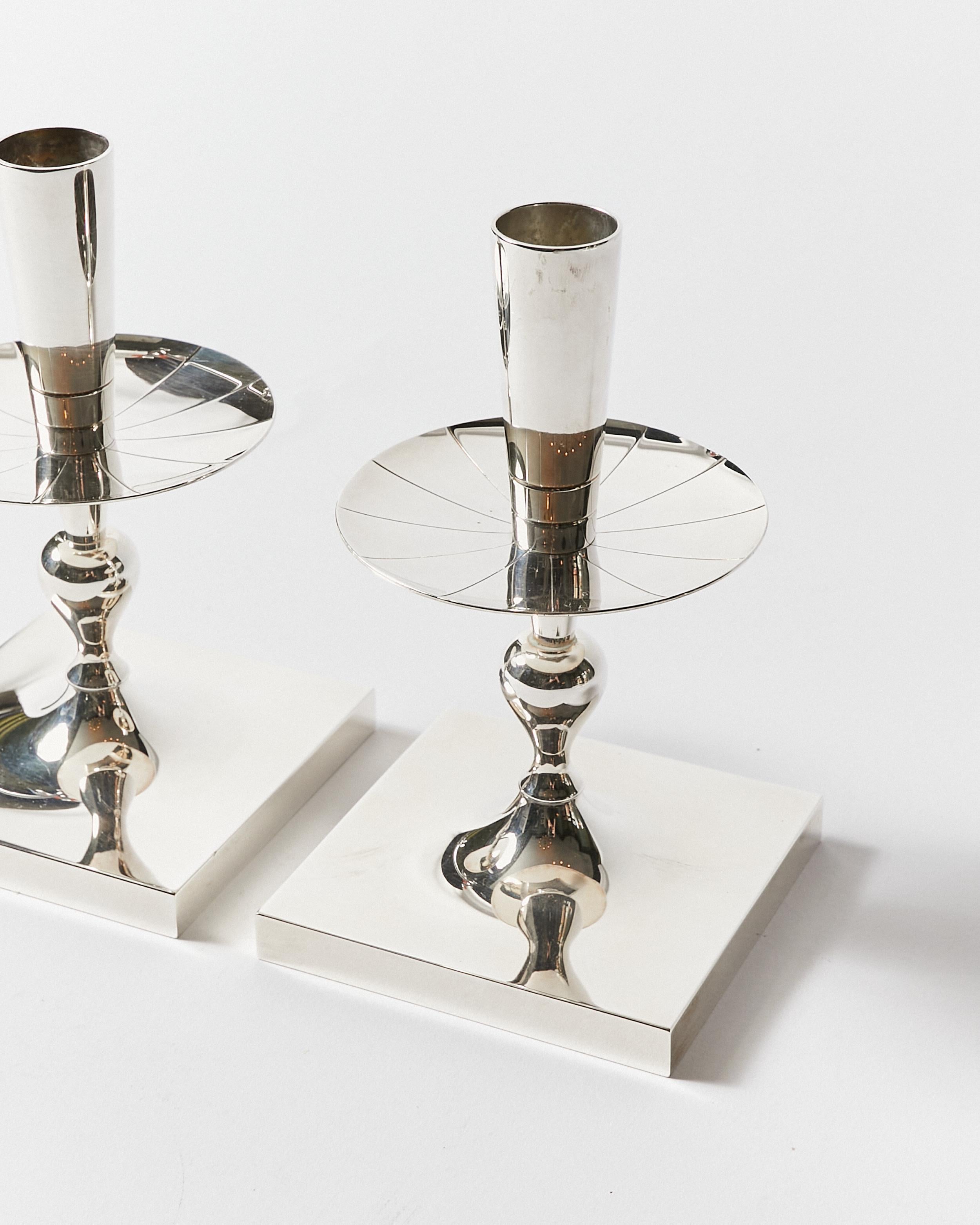 Silvered Set of Four Candle Sticks by Tommi Parzinger for Dorlyn Silversmiths For Sale