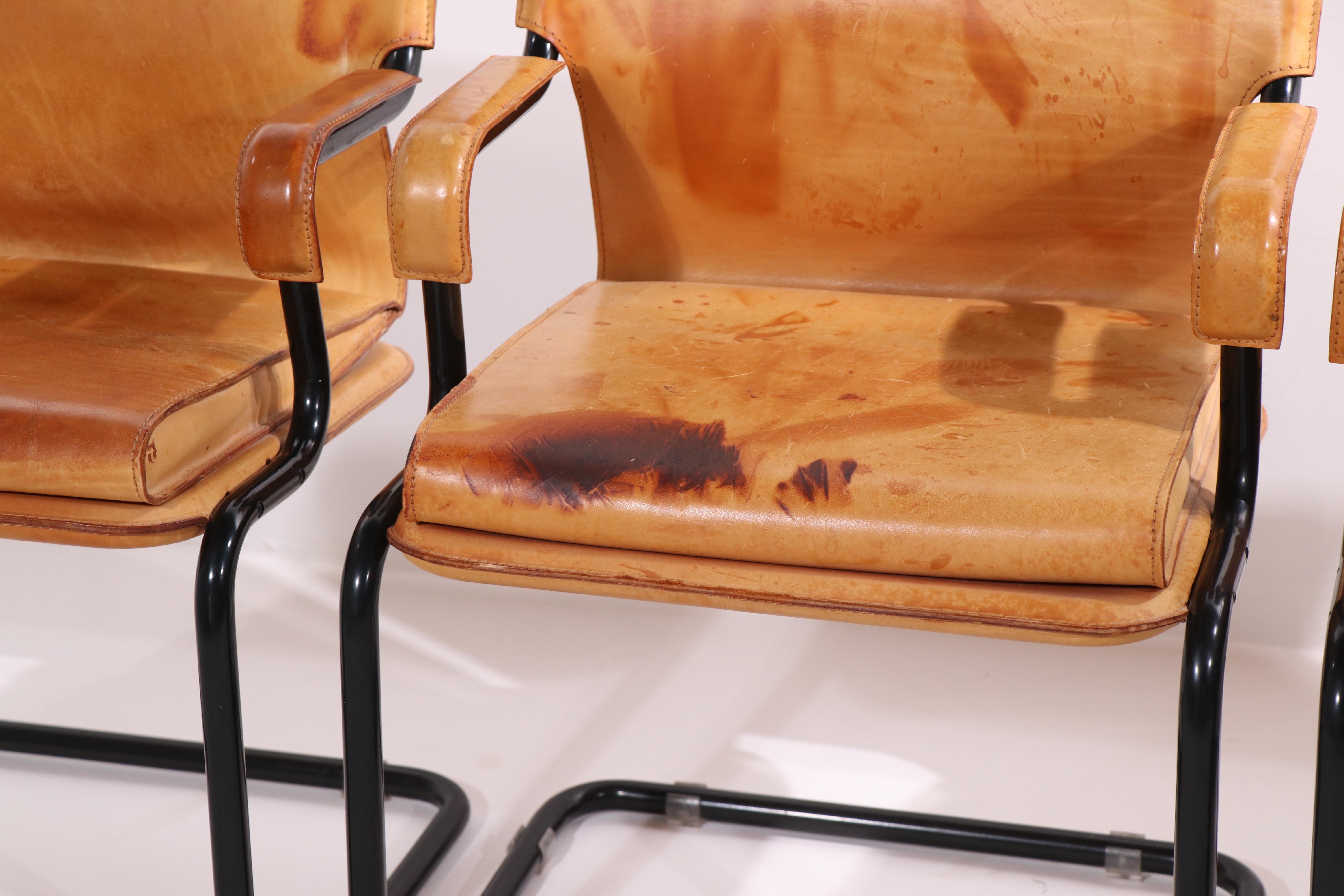 Set of Four Cantilevered Uno Chairs in Brown Leather by Marcatre 4