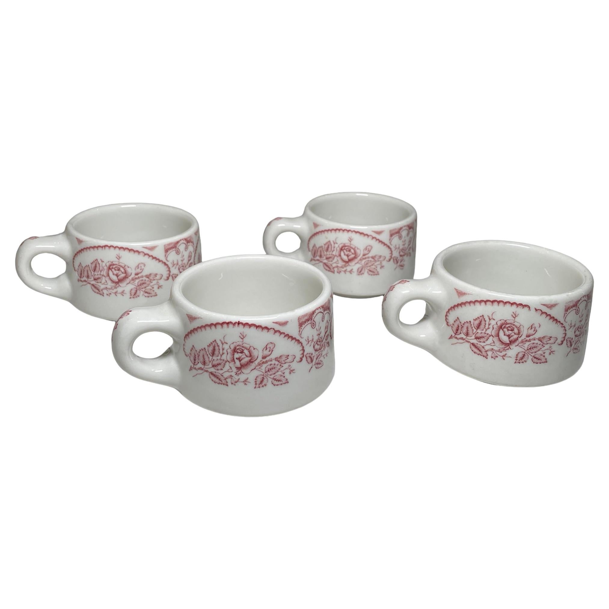 Set von vier Caribe China-Couchtischen / Heiß Schokoladenbechern im Angebot