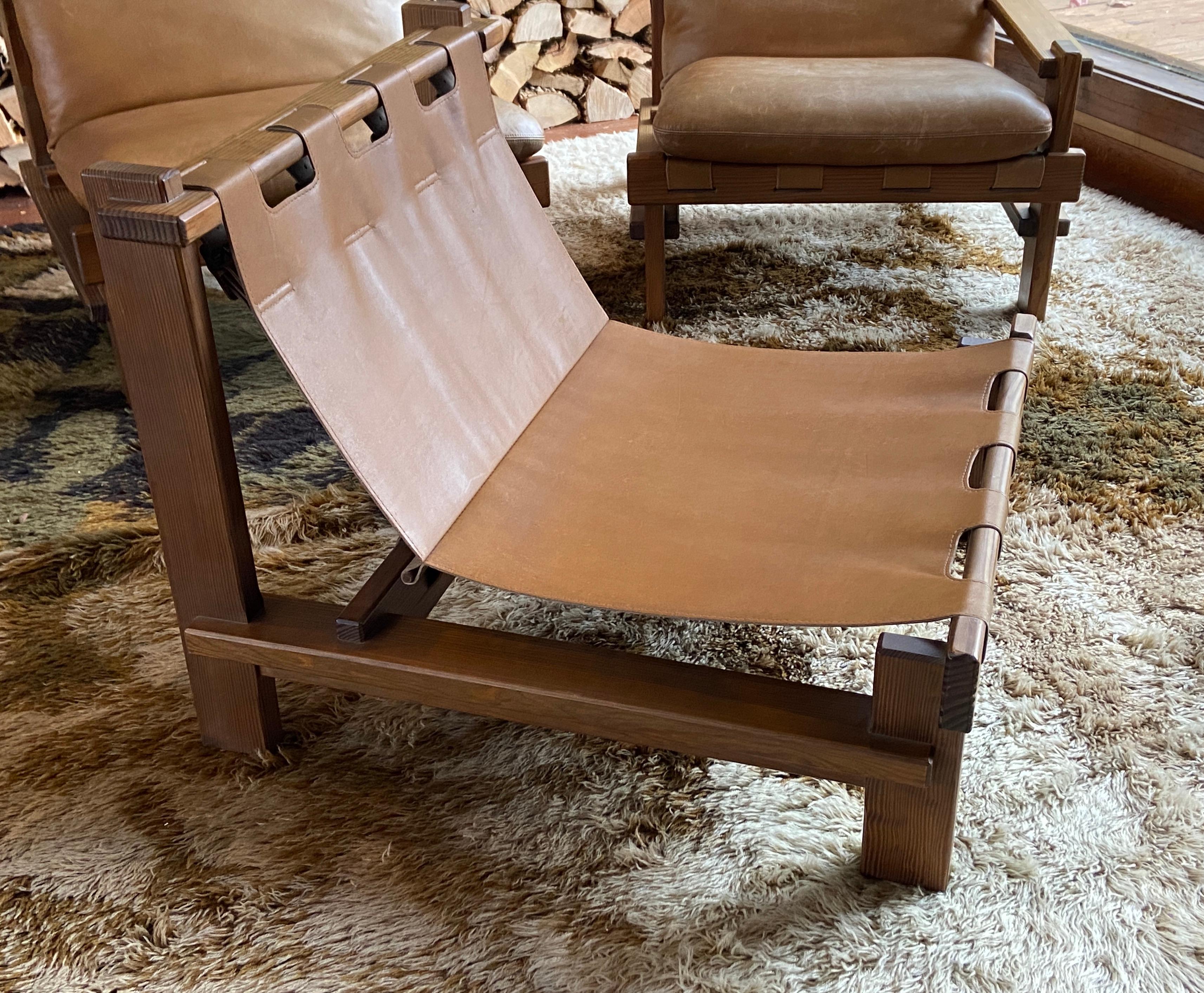 Ensemble de quatre chaises longues en pin brutaliste et cuir Carl Straub - canapé sectionnel en vente 6