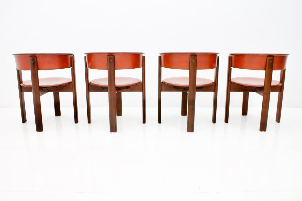 Set of Four Cassina Dining Room Chairs in Red Leather Italy, 1970s 4
