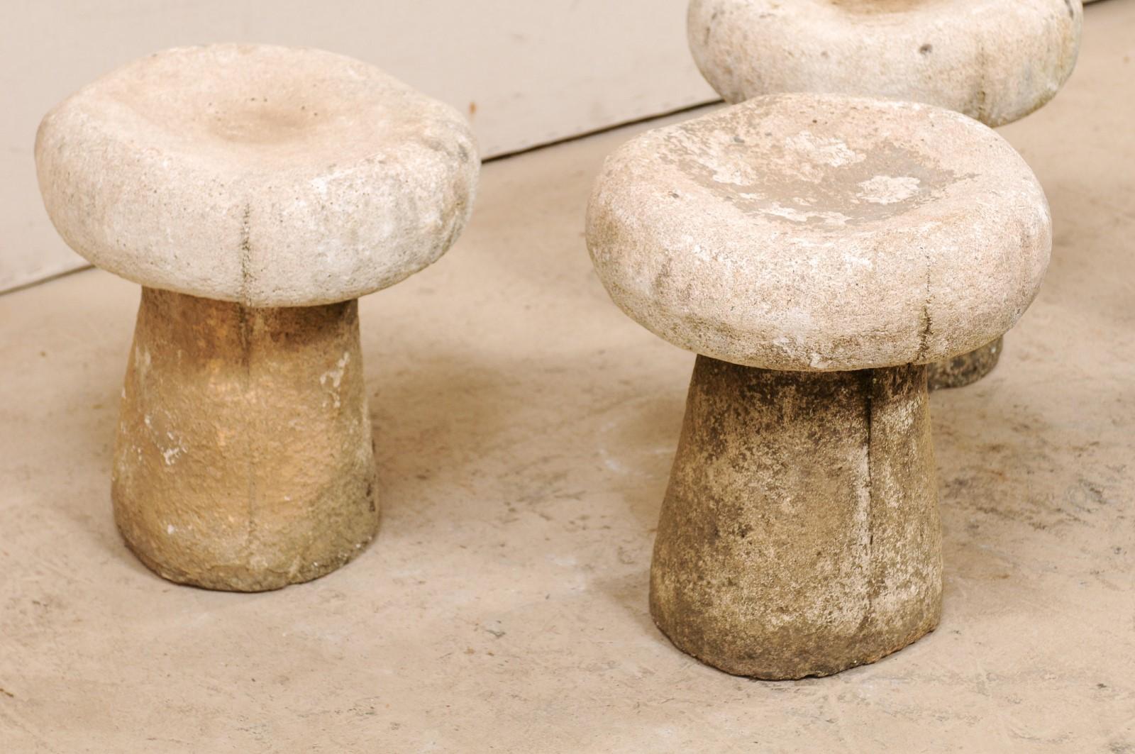 outdoor mushroom table and stools