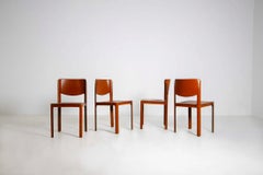 Set of Four Chairs by Matteograssi in Leather red Mod Sistina, Label