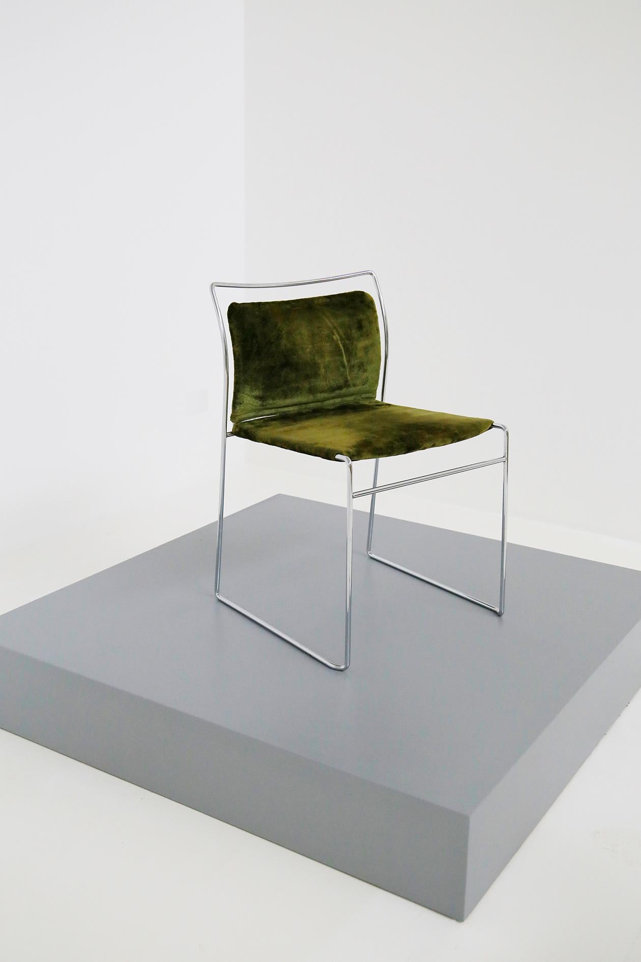 Set of Four Chair in Green Velvet by Takahama for Gavina Model Tulu, 1969 In Good Condition In Milano, IT