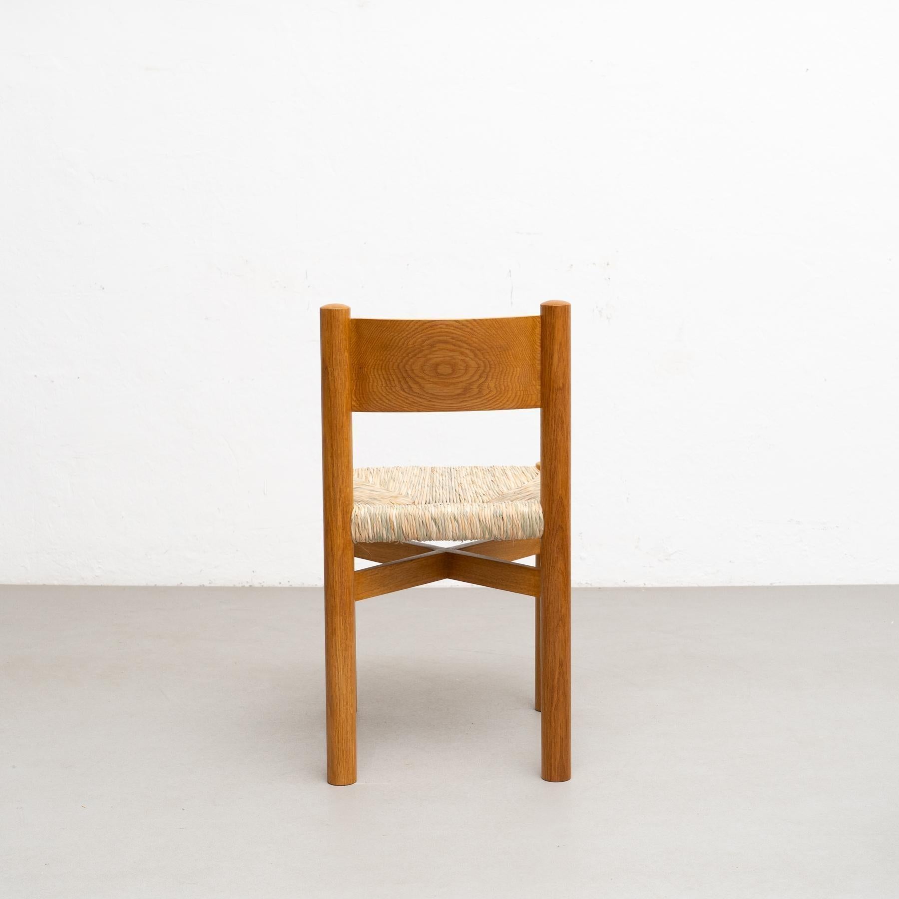 Ensemble de quatre chaises d'après Charlotte Perriand - Circa 1980. en vente 2