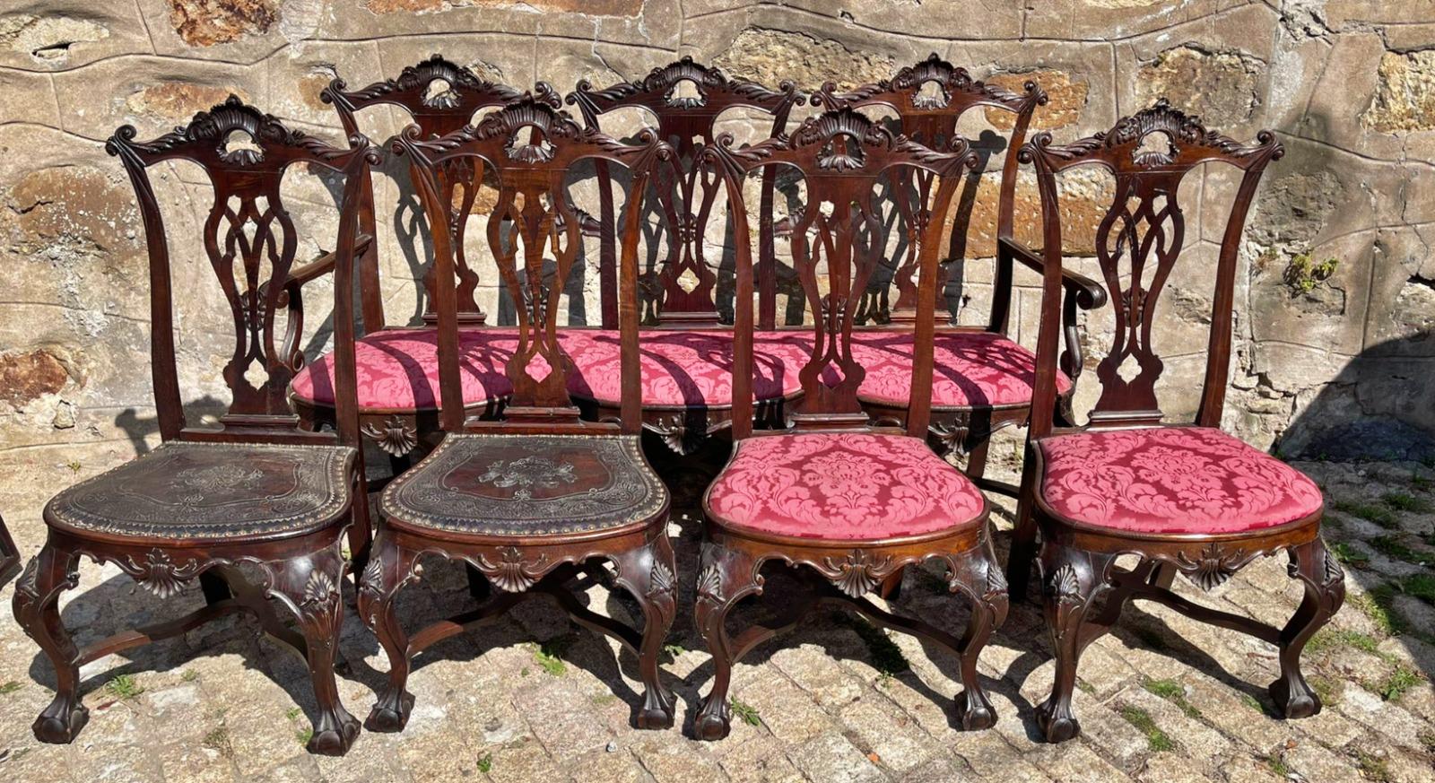 Set of Four Chairs and Canapé  Portuguese, 18th Century In Good Condition In Madrid, ES