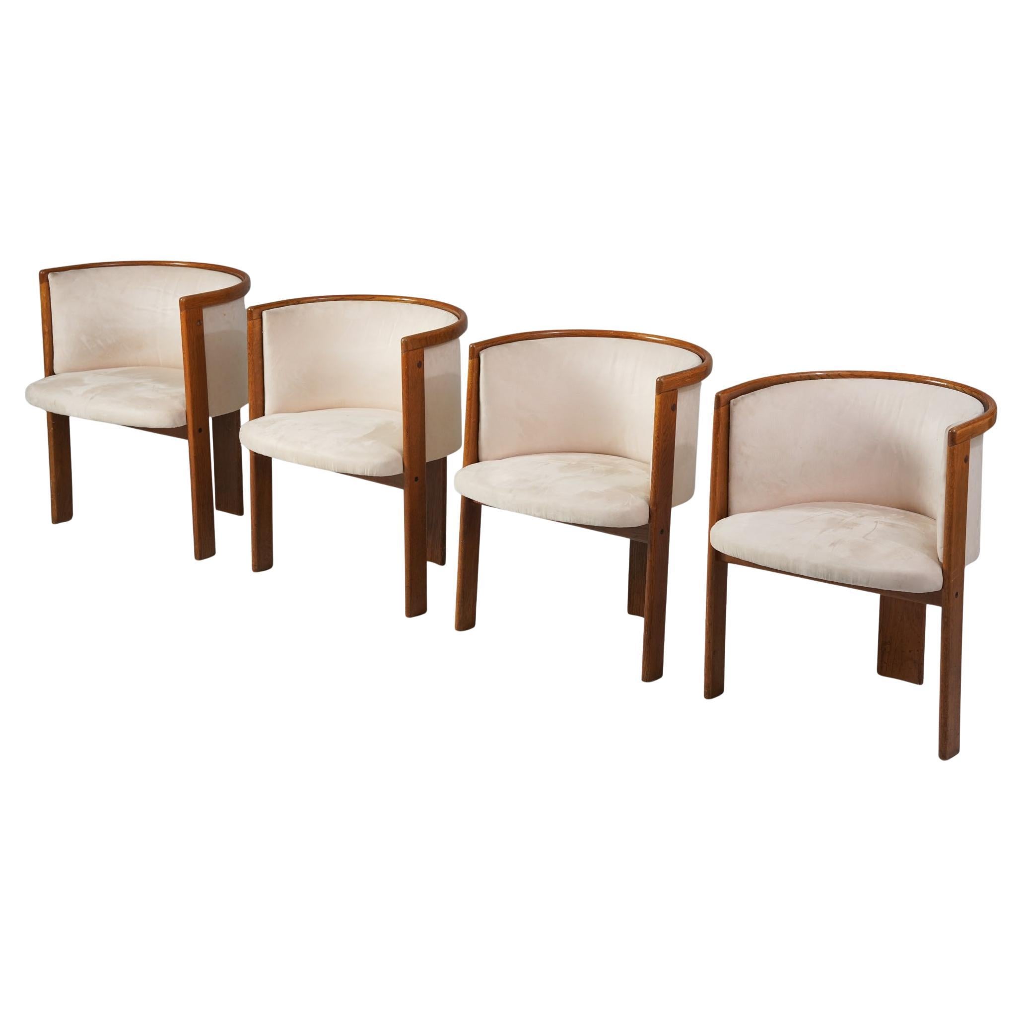 Set of Four Chairs, Antti Nurmesniemi for Helsinki Central Railway Station, 1970 For Sale