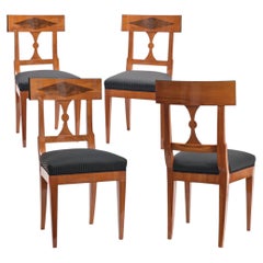 Set of four chairs Biedermeier, circa 1830, Northern Franconia, cherry walnut