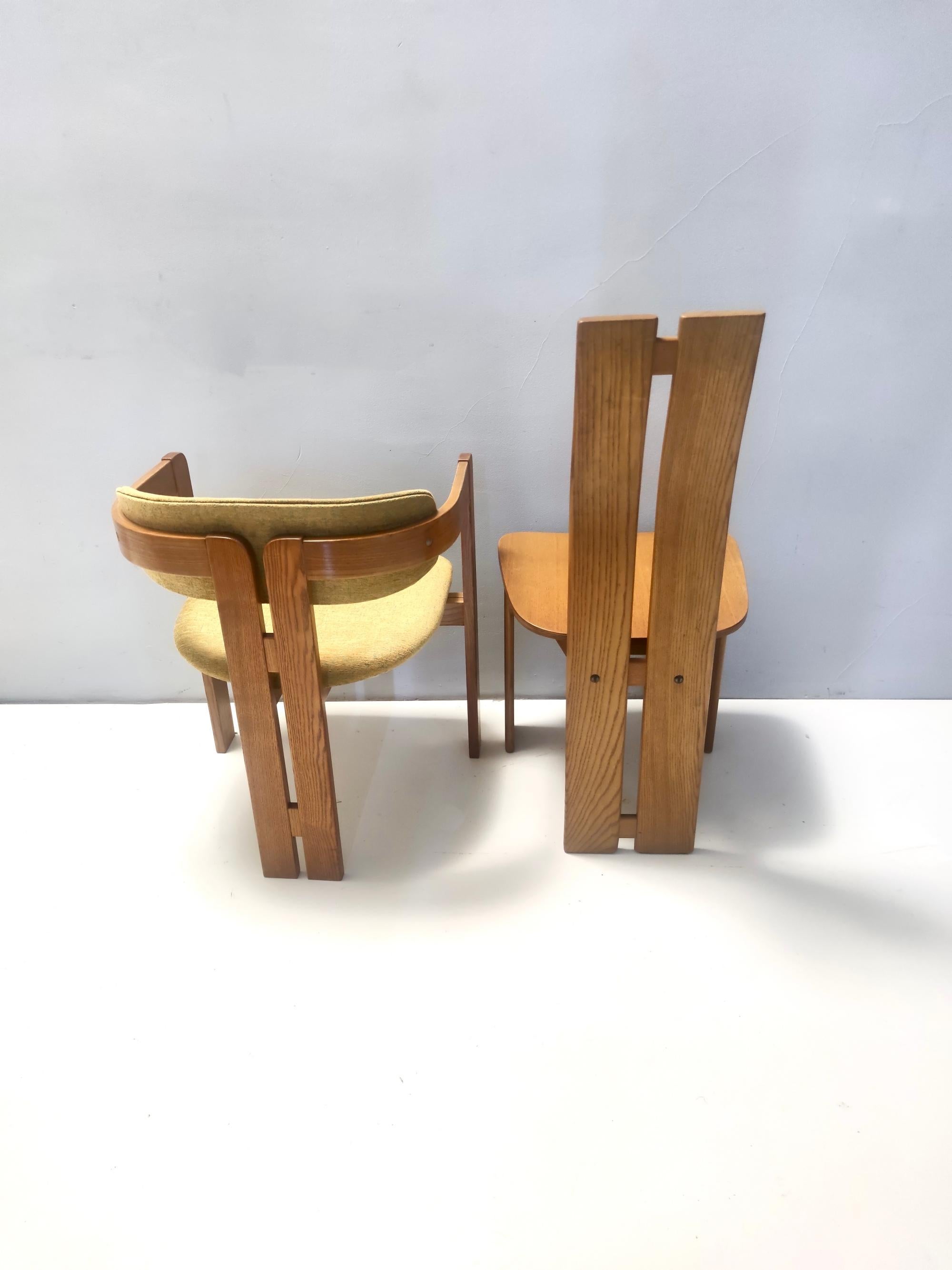 italien Ensemble de quatre chaises dans le style d'Afra & Tobia Scarpa avec cadre Durmast en vente