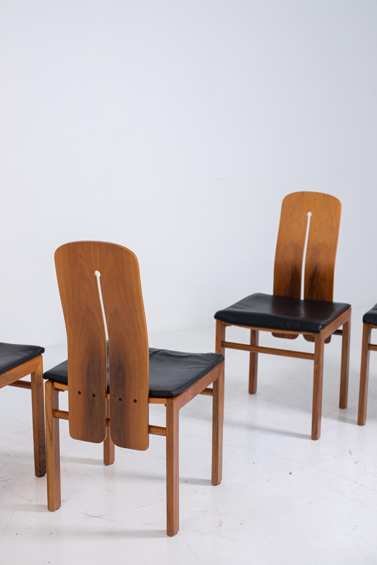 Mid-Century Modern Set of Four Chairs by Carlo Scarpa in Black Leather and Wood, 1960s