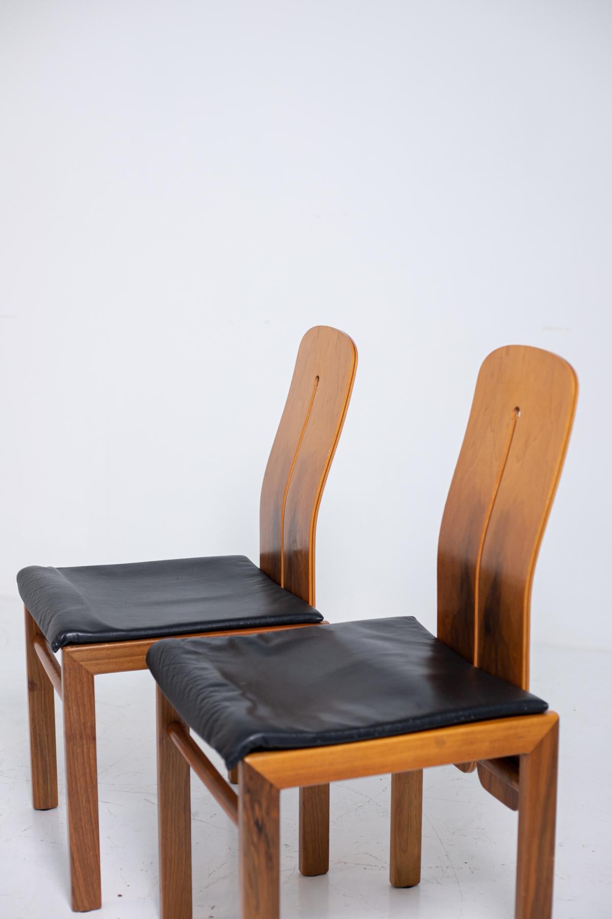 Set of Four Chairs by Carlo Scarpa in Black Leather and Wood, 1960s 1