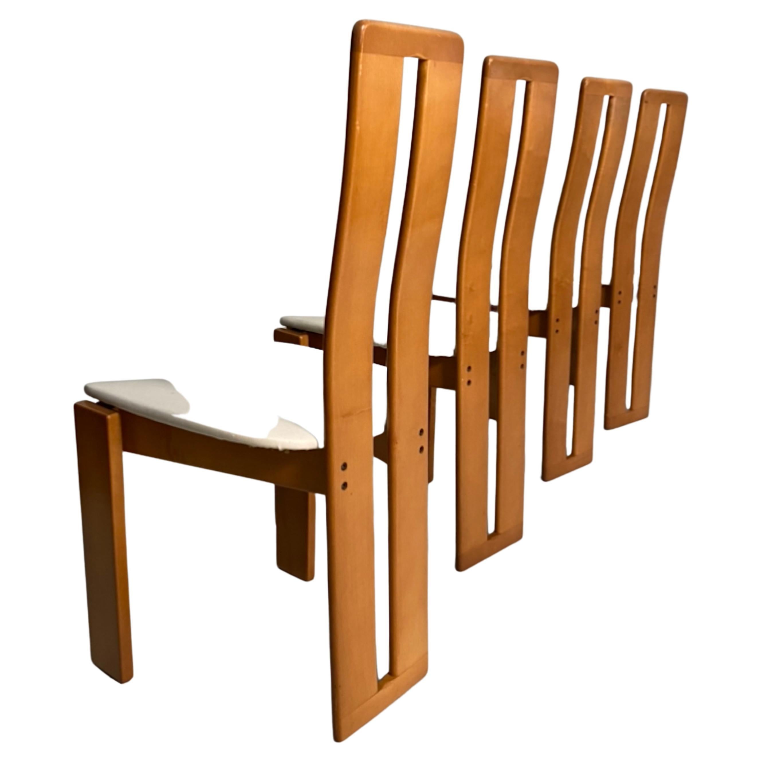 Set of four chairs by Mario Marenco, Mobil Girgi, Italy, 1970s For Sale