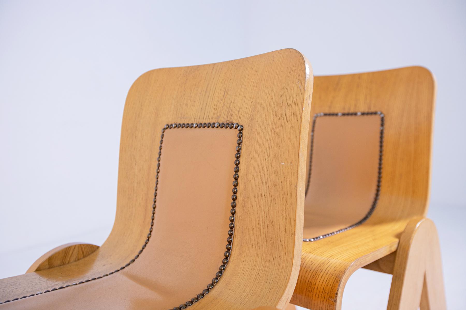 Set of Four Chairs by Gigi Babadin in Wood and Leather, 1950s In Good Condition In Milano, IT