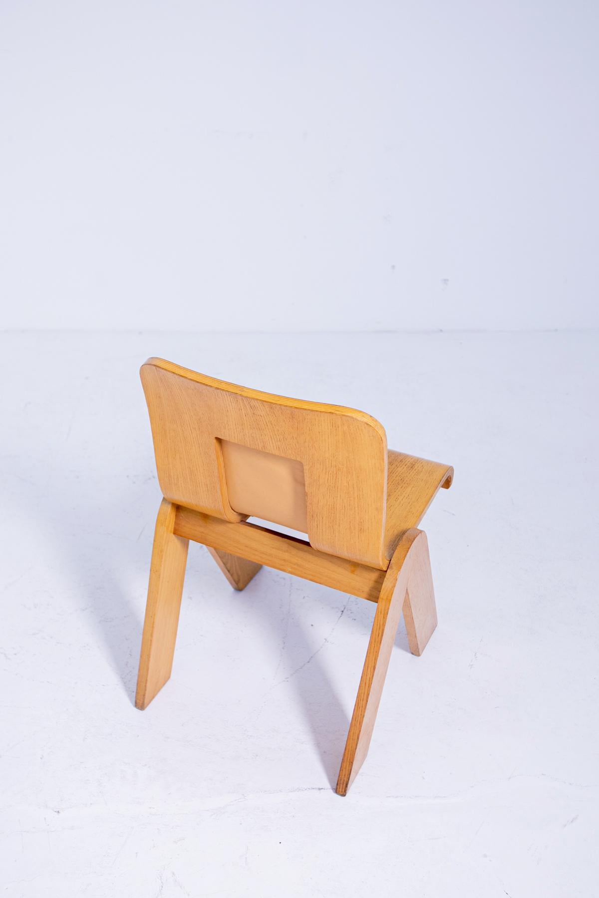 Set of Four Chairs by Gigi Babadin in Wood and Leather, 1950s 3