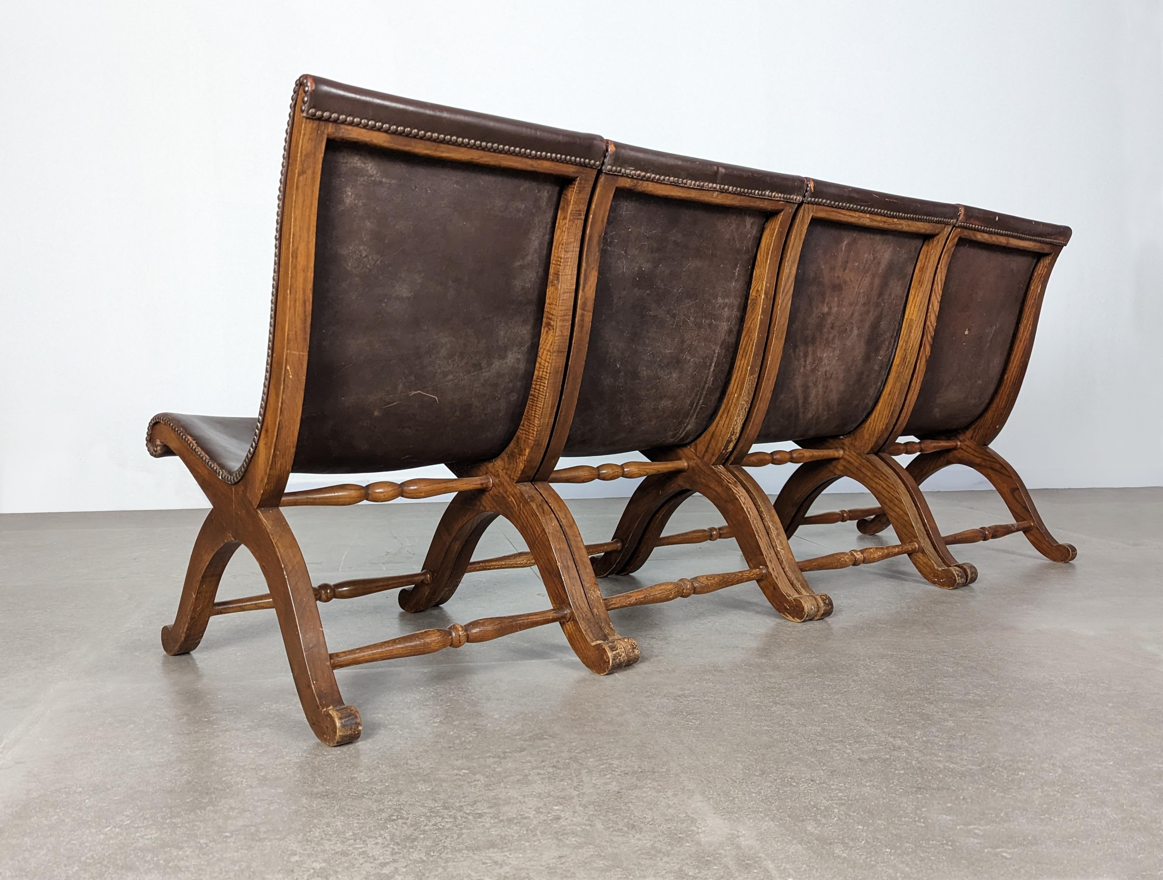 Mid-Century Modern Ensemble de quatre chaises de Pierre Lottier pour Alamazan, années 1950 en vente