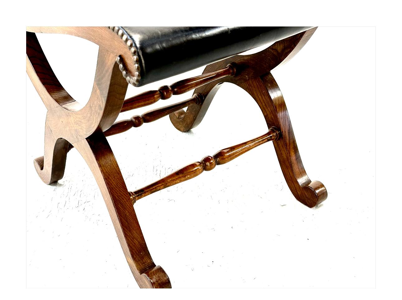 Mid-Century Modern Ensemble de quatre chaises par Pierre Lottier pour Valmazan, années 1950 en vente