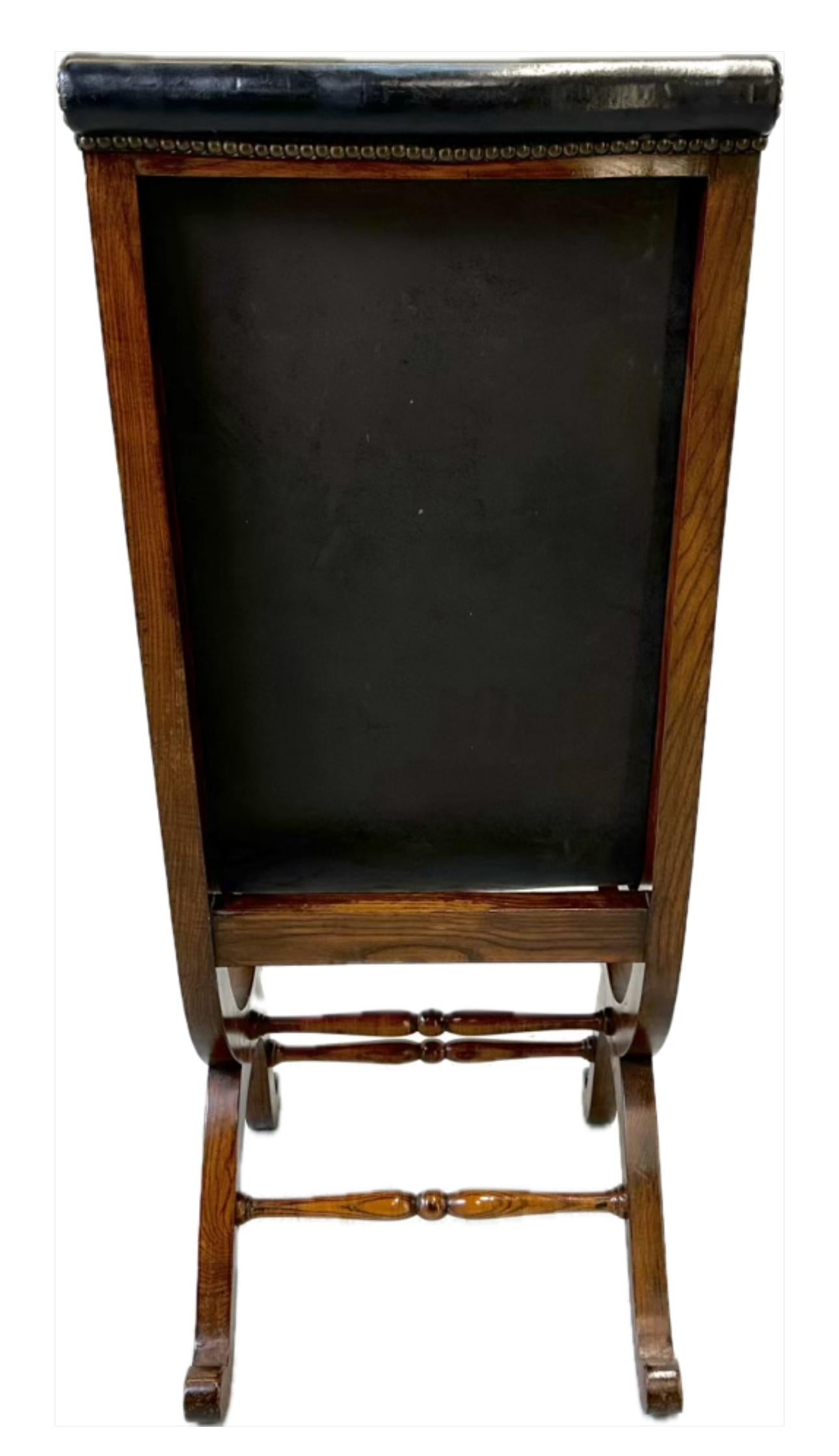 Espagnol Ensemble de quatre chaises par Pierre Lottier pour Valmazan, années 1950 en vente