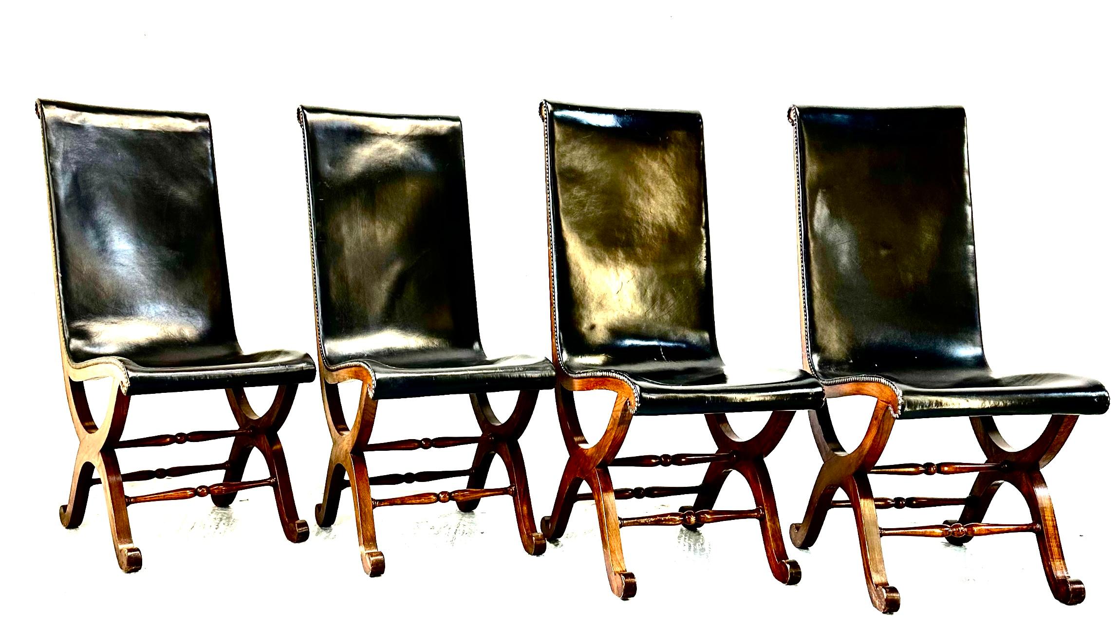 20ième siècle Ensemble de quatre chaises par Pierre Lottier pour Valmazan, années 1950 en vente