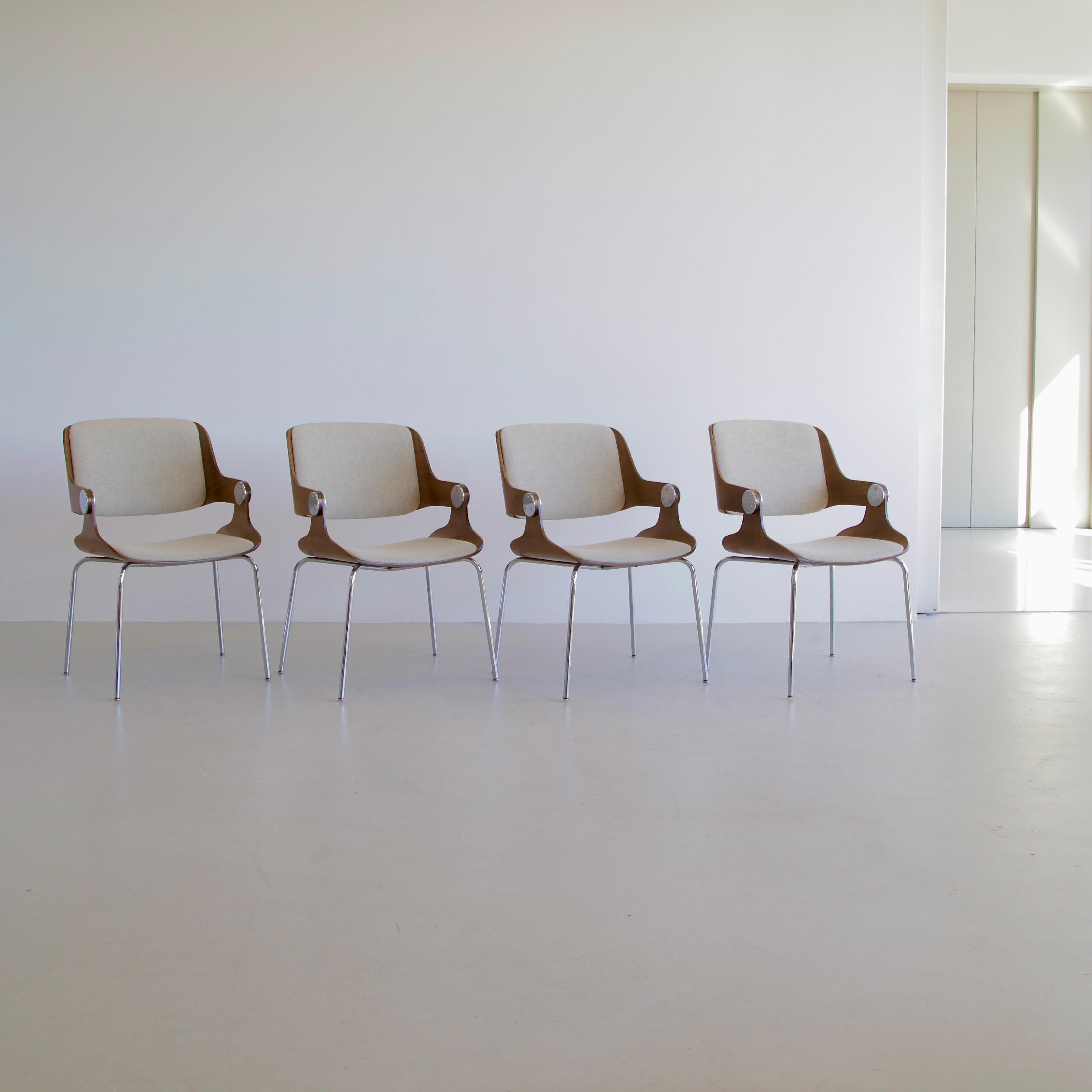 Set of four chairs designed by Eugen Schmidt. Germany, ES-Eugen Schmidt Darmstad 3