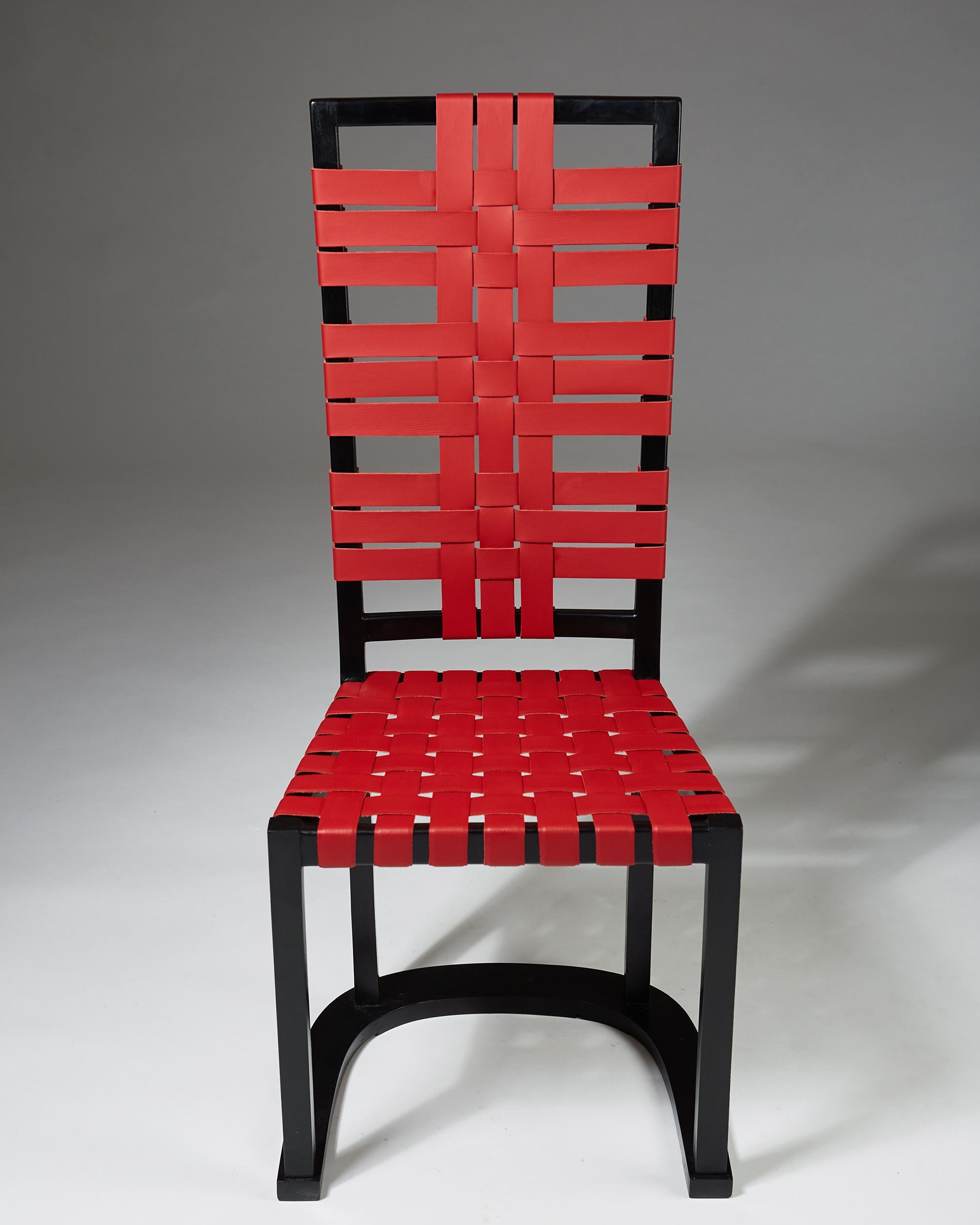 Set of four chairs ‘Futurum’ by Axel Einar Hjorth for NK, Sweden, 1928 In Excellent Condition For Sale In Stockholm, SE