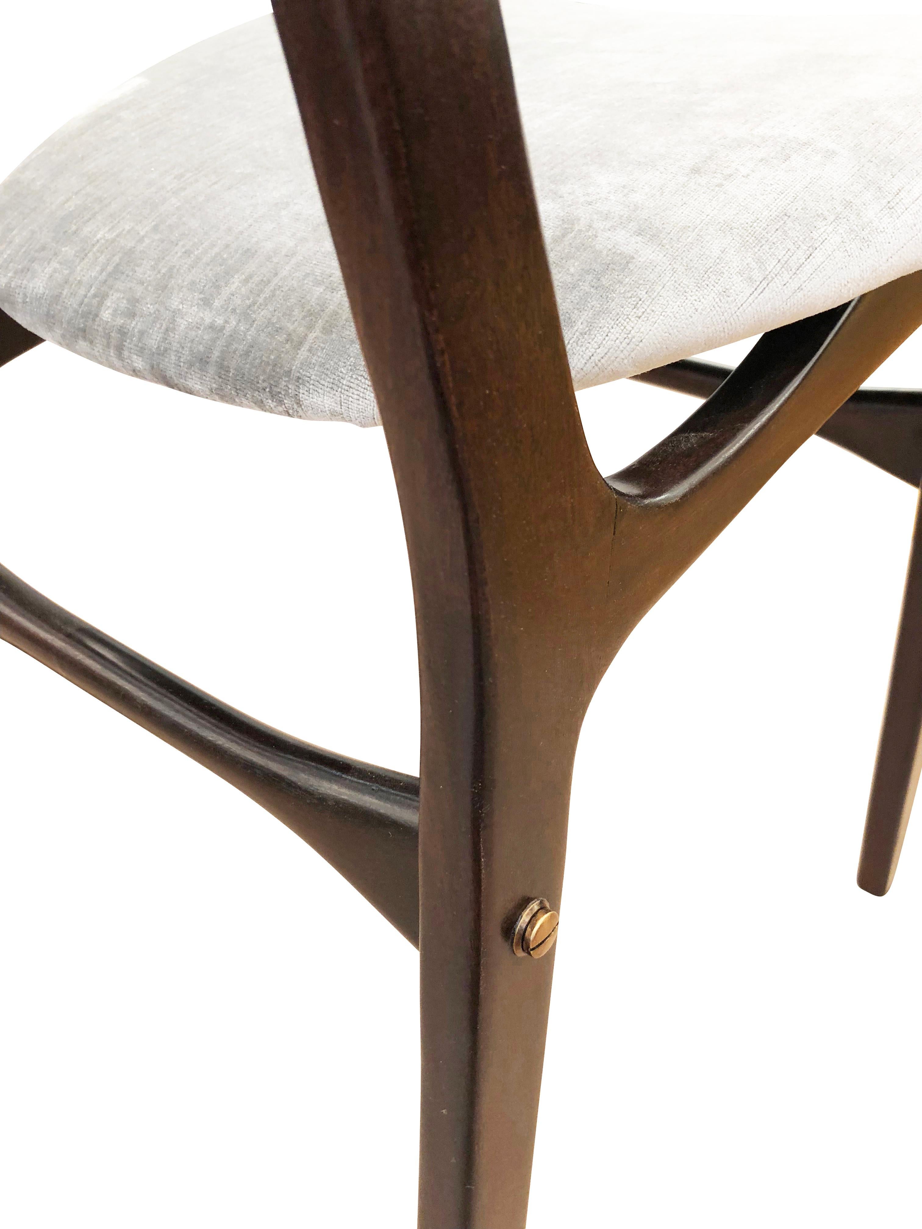 Mid-20th Century Set of Four Chairs in the Manner of Ico Parisi