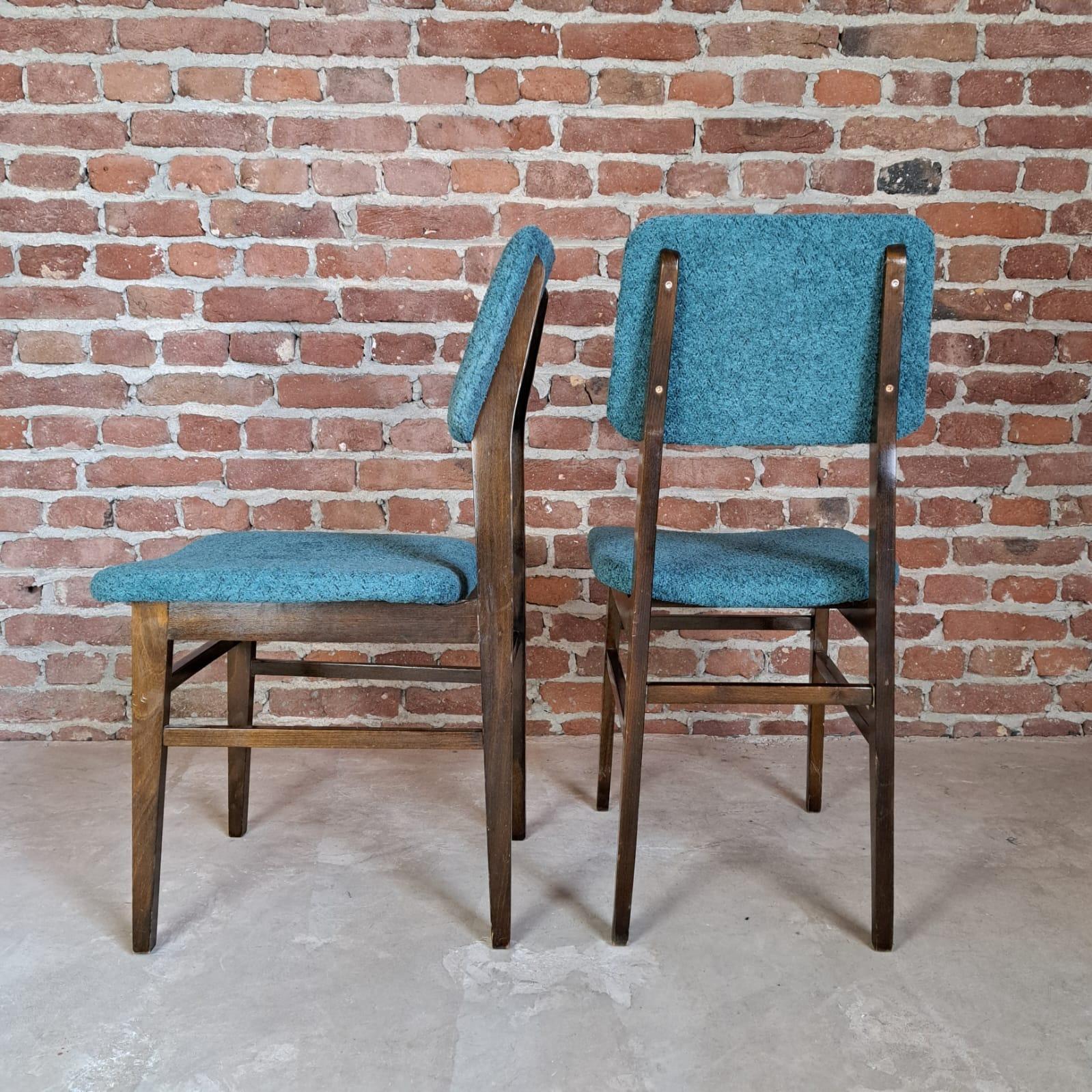 Tchèque Ensemble de quatre chaises en bois, 1960 en vente