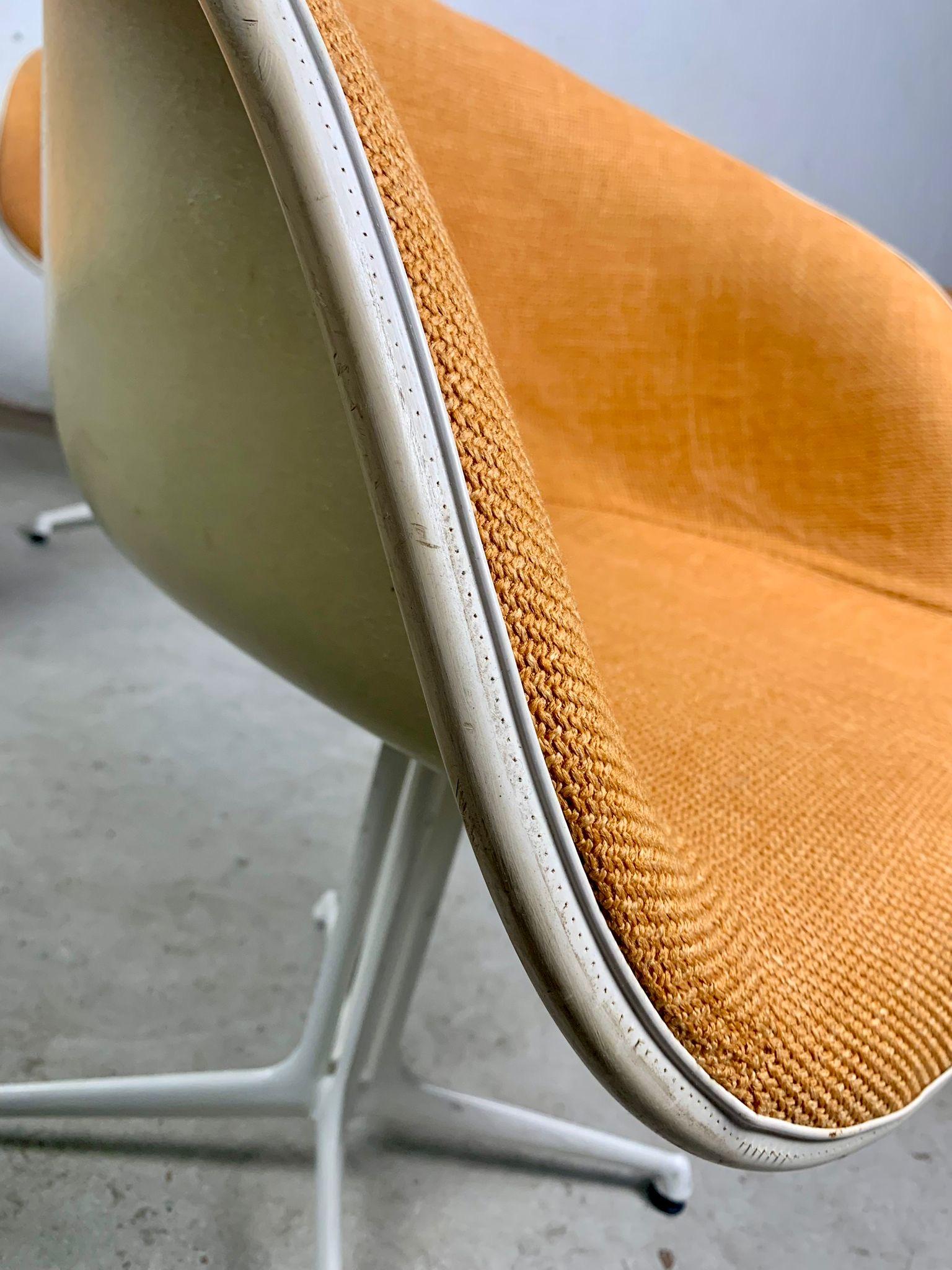 Set of four chairs La Fonda by Charles Eames, 1960s. 7