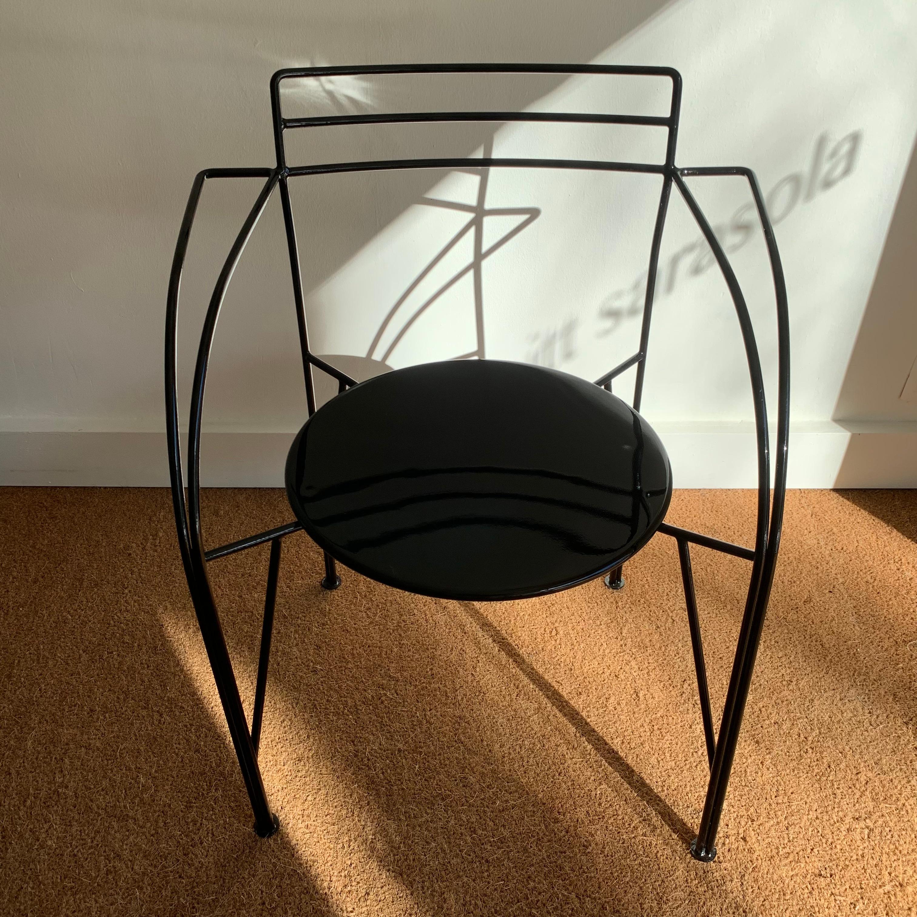 Ensemble de quatre chaises modèle 