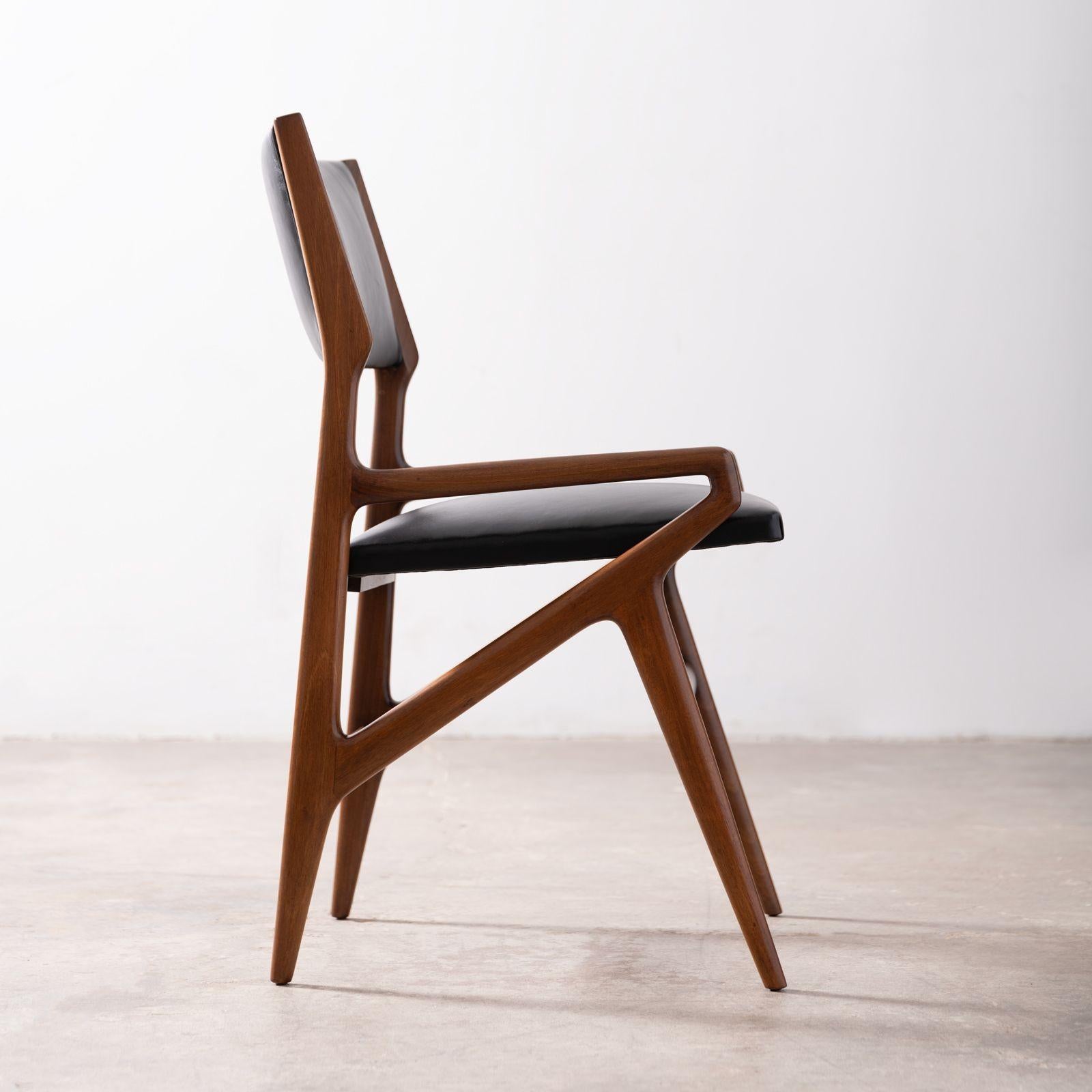 Mid-Century Modern Ensemble de quatre chaises, modèle 211 de Gio Ponti pour Singer & Sons en vente