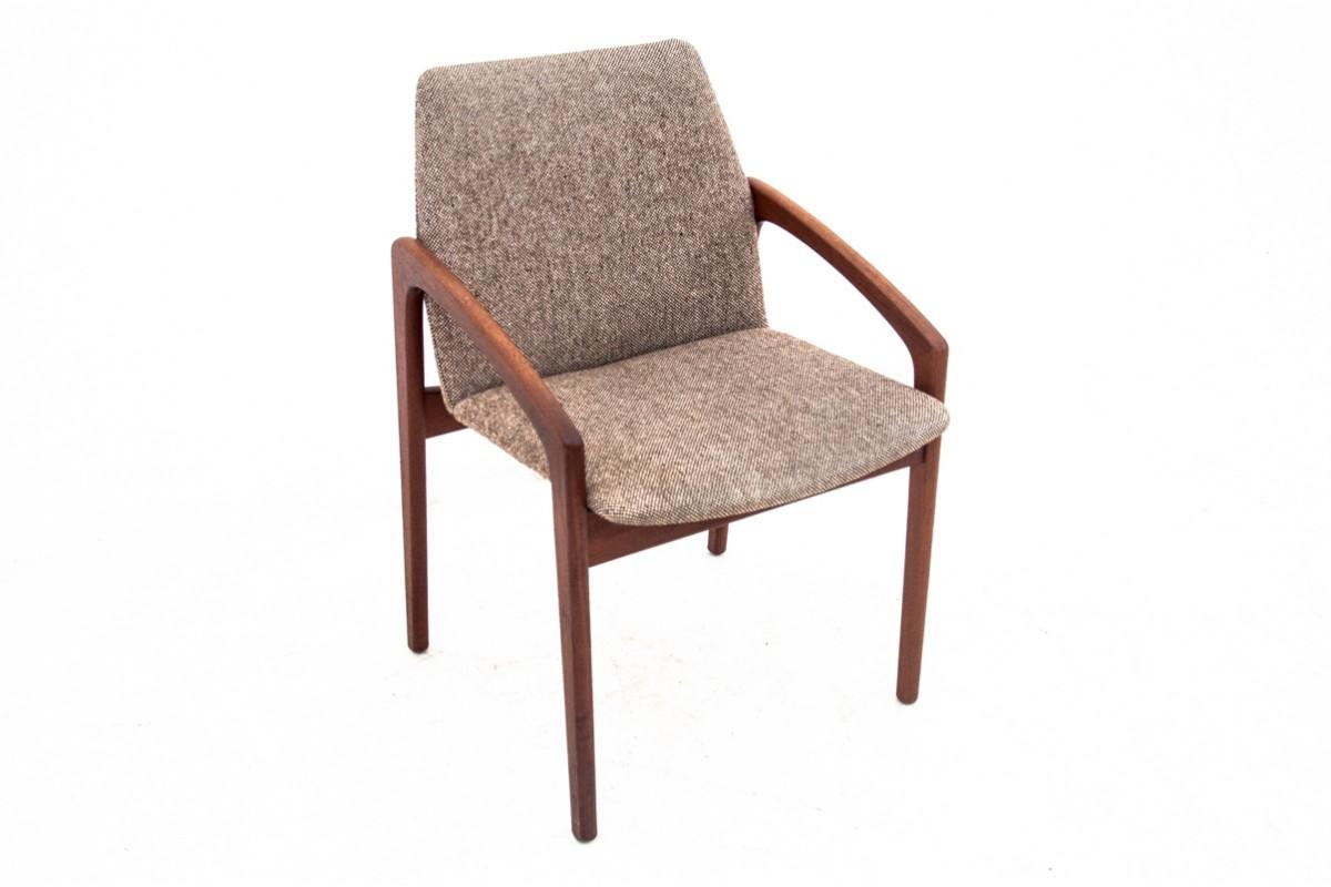 Teak Set of Four Chairs Model 23, Designed by Henning Kjærnulf, Korup Stolefabrik, De