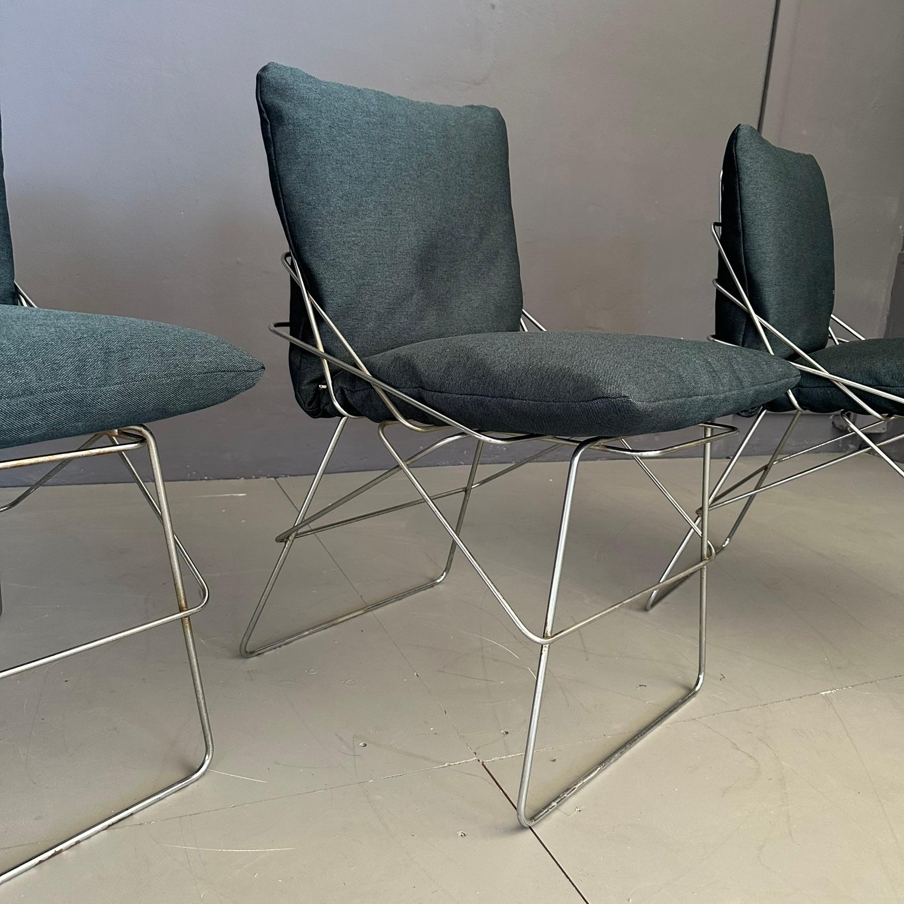 Set aus vier Stühlen Modell „SOF SOF“, entworfen von Enzo Mari, für Daride 70 (Ende des 20. Jahrhunderts)