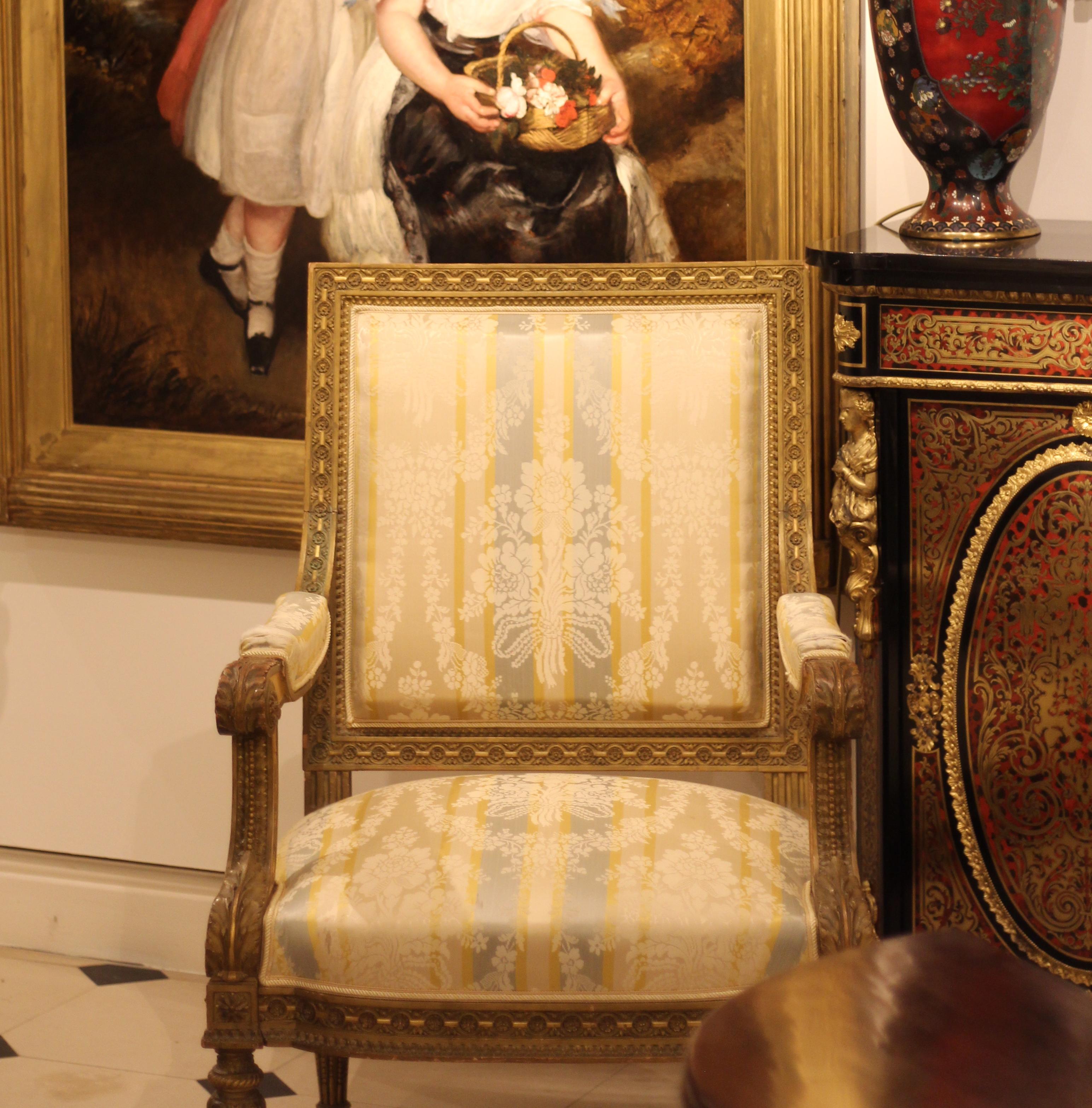 18th Century and Earlier Set of Four Chairs or Pair of Chairs, French Louis XV Salon Chairs For Sale