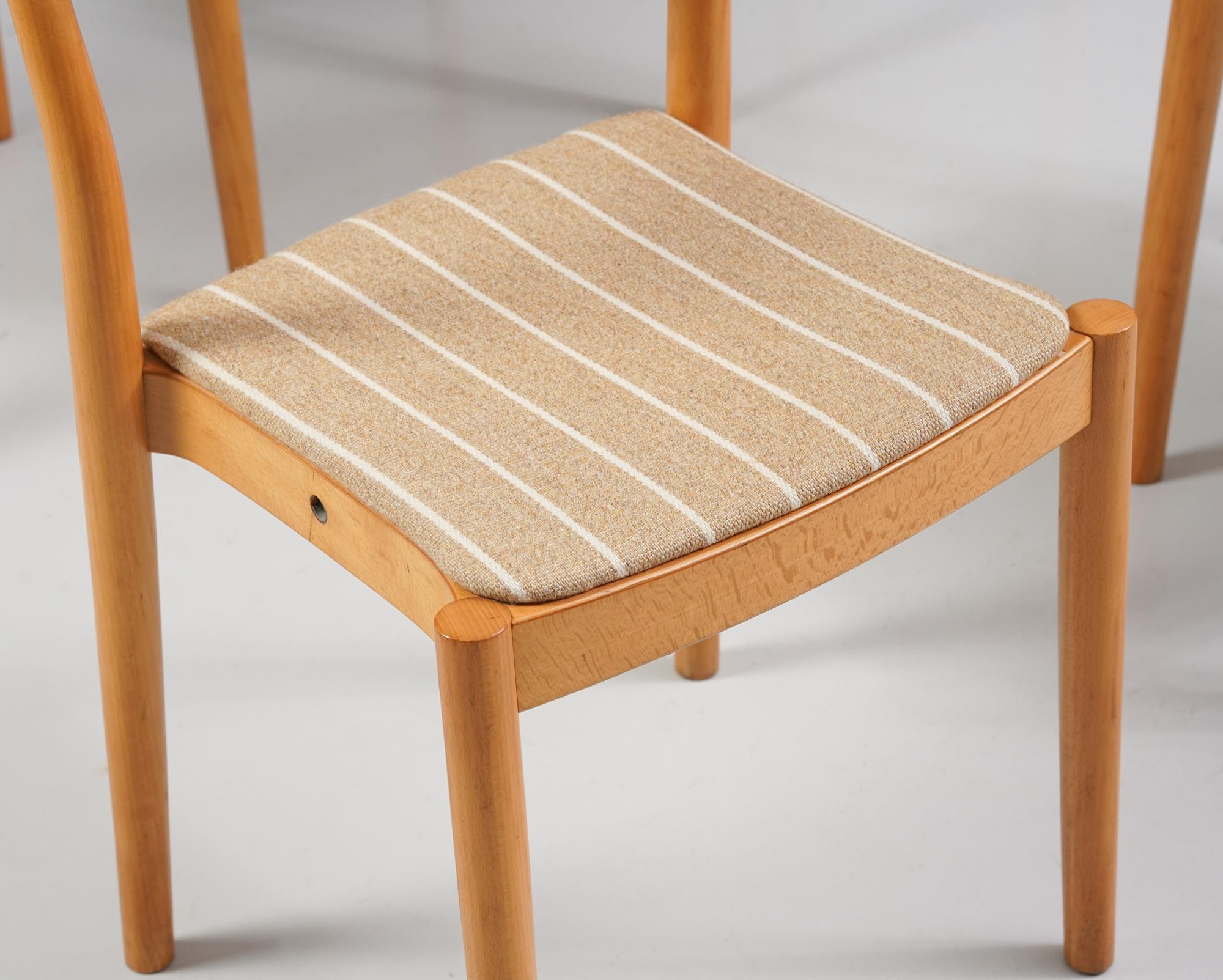 Satz von vier Stühlen, Peter Hvidt & Orla Mølgaard-Nielsen, Fritz Hansen, 1950er Jahre (Dänisch) im Angebot