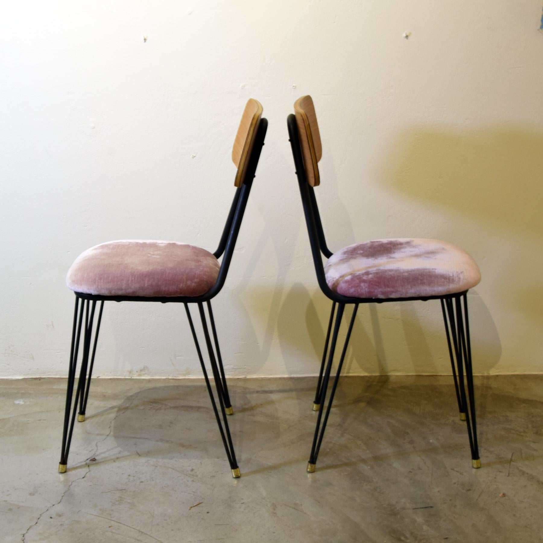 Mid-20th Century Ensemble de quatre chaises Tour Eiffel production 1960s en vente