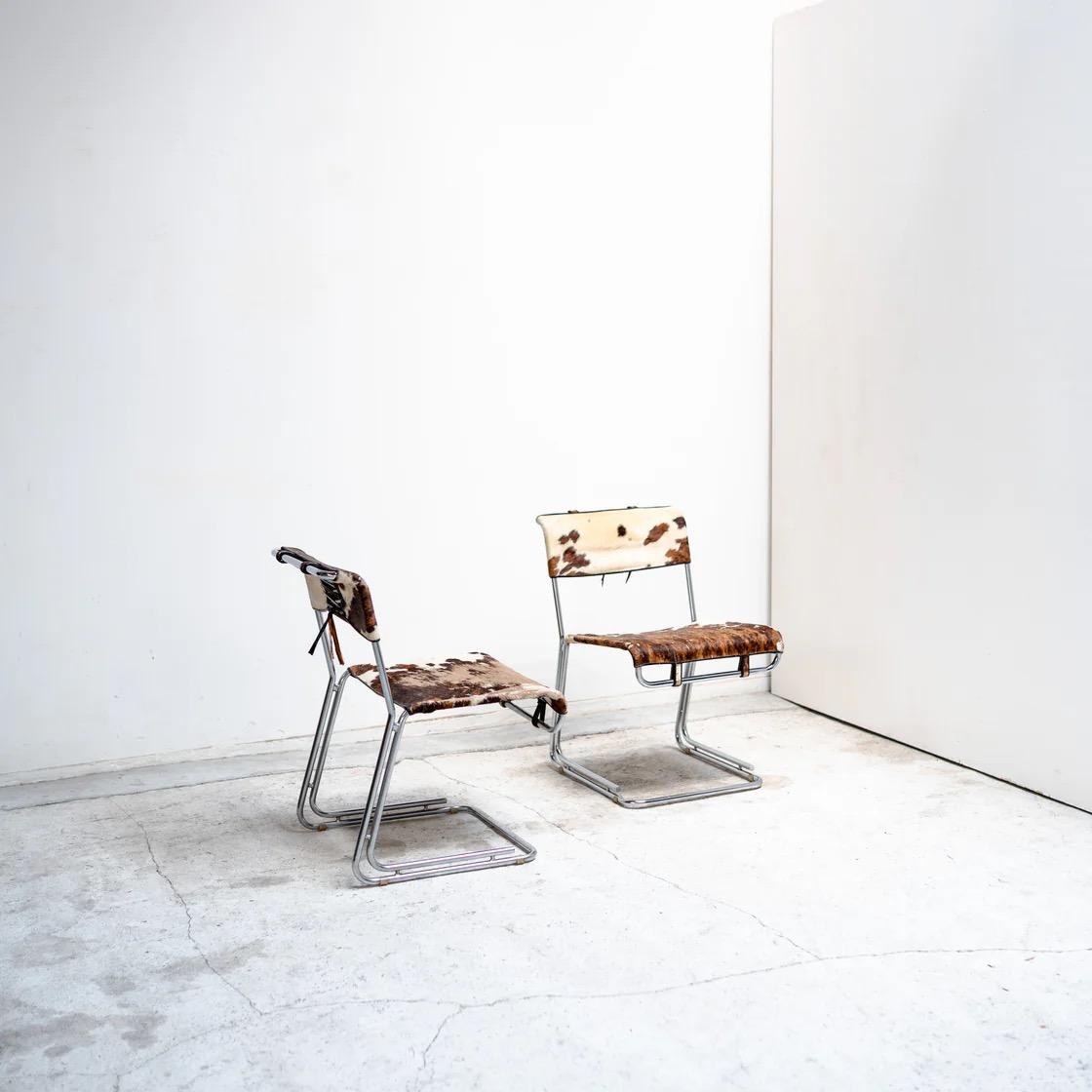 Metal Set of Four Italian Cantilever Chairs, 1970s For Sale