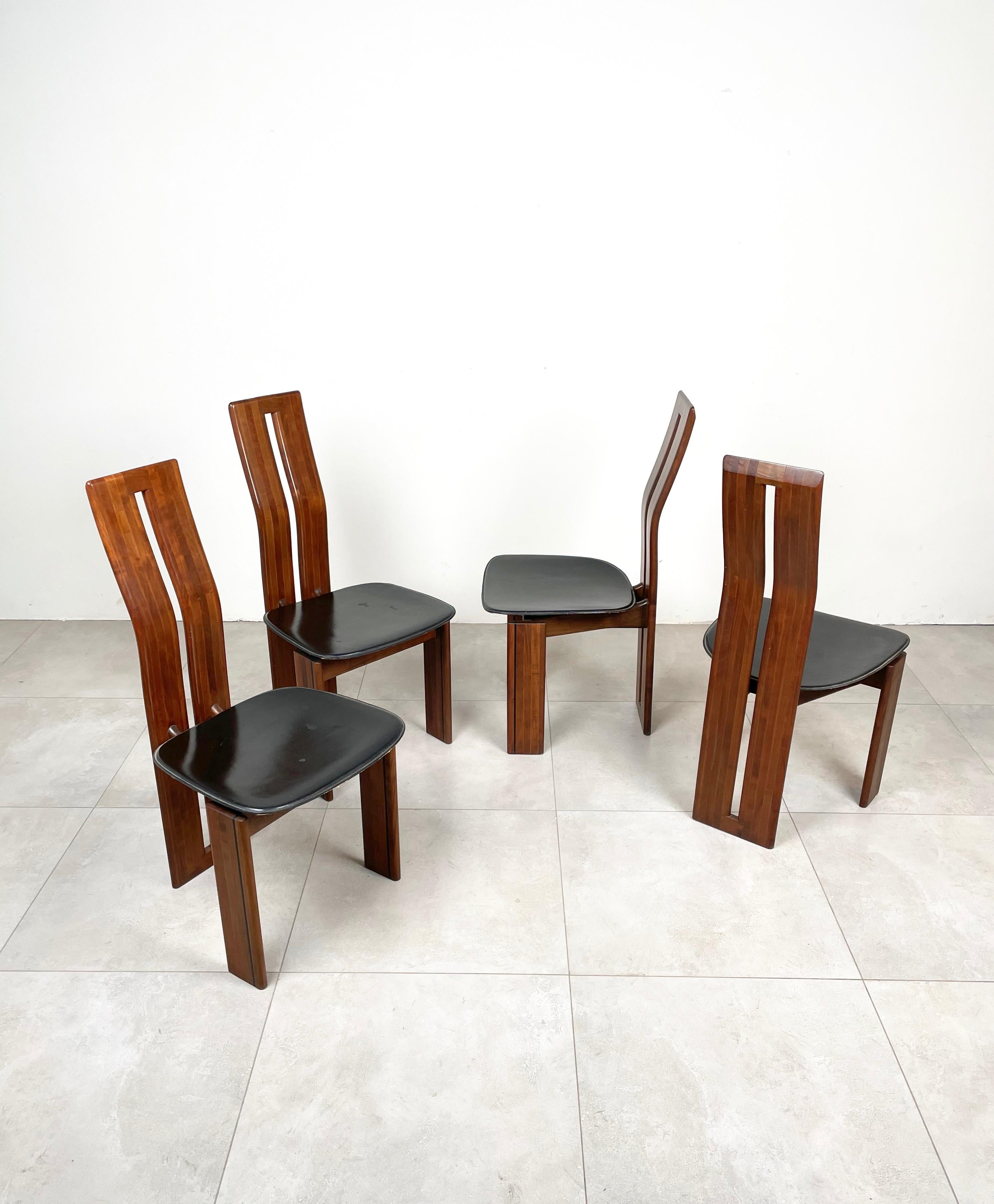 Late 20th Century Set of Four Chairs Wood and Leather Mario Marenco for Mobil Girgi, Italy 1970s For Sale