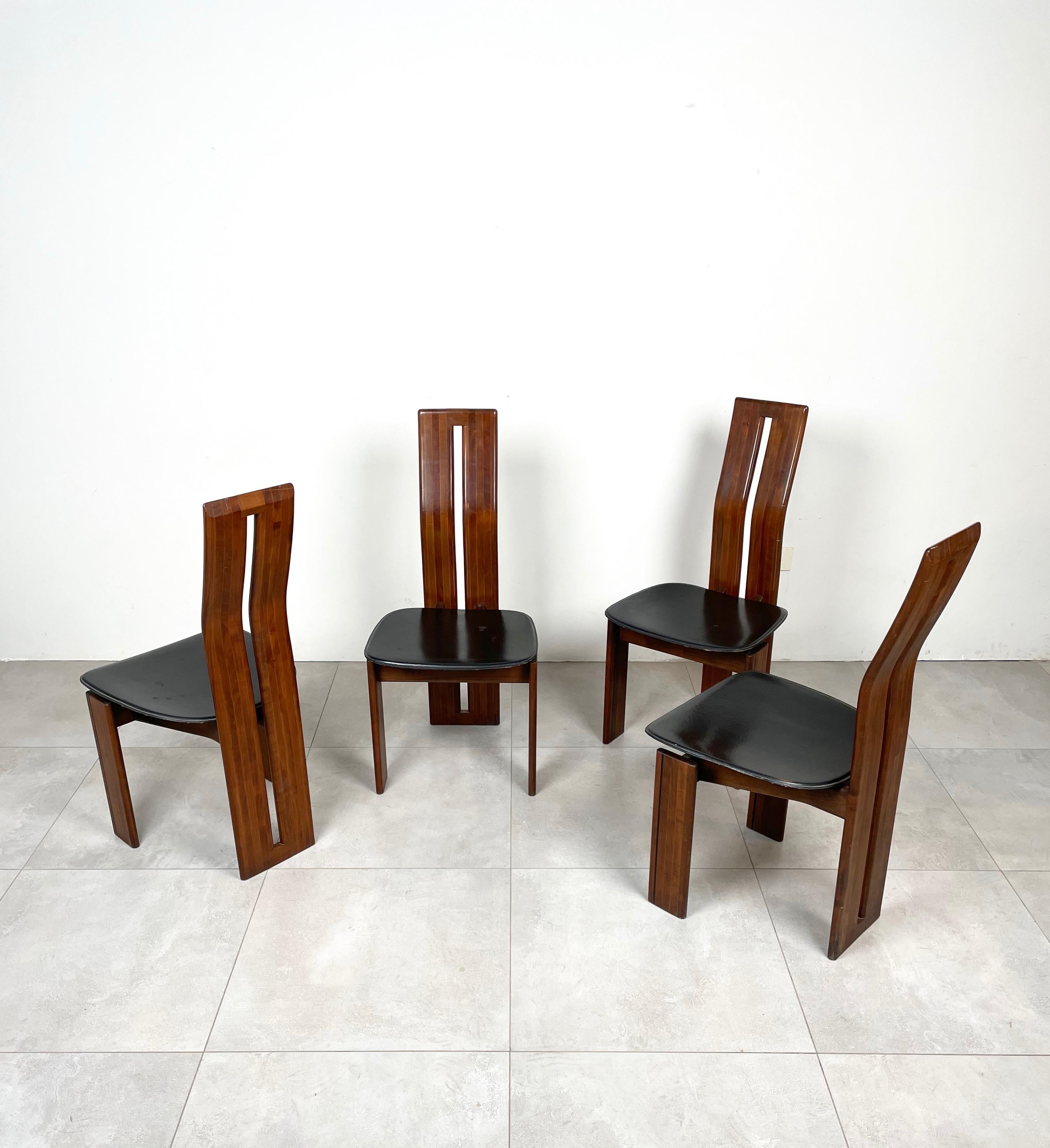 Ensemble de quatre chaises en bois et cuir Mario Marenco pour Mobil Girgi, Italie, années 1970 en vente 1